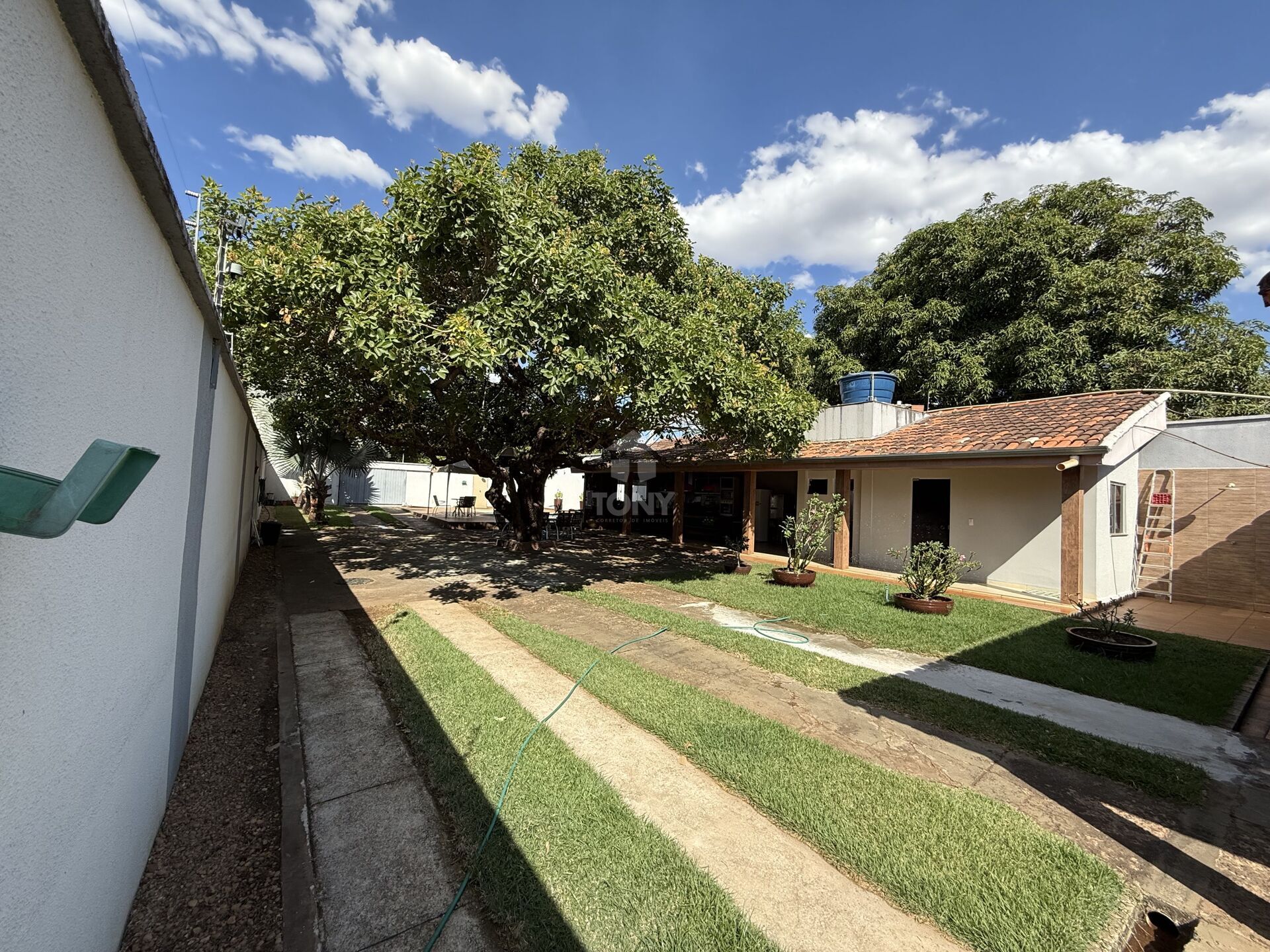 Casa à venda com 4 quartos, 254m² - Foto 6
