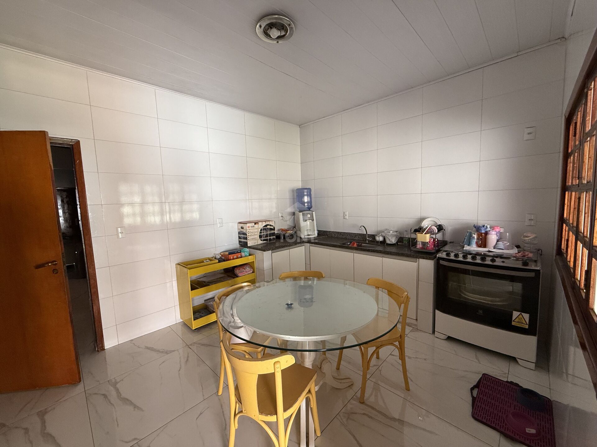 Casa à venda com 4 quartos, 254m² - Foto 15