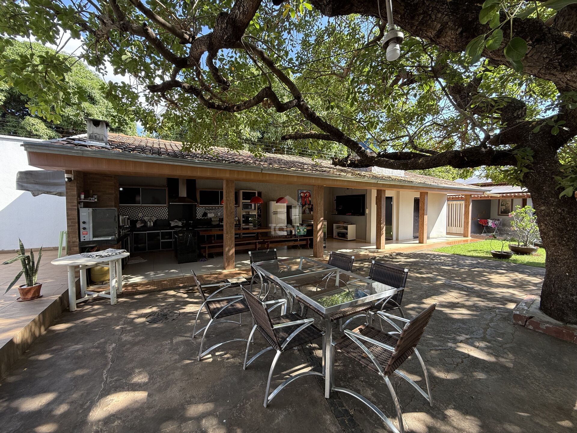 Casa à venda com 4 quartos, 254m² - Foto 5