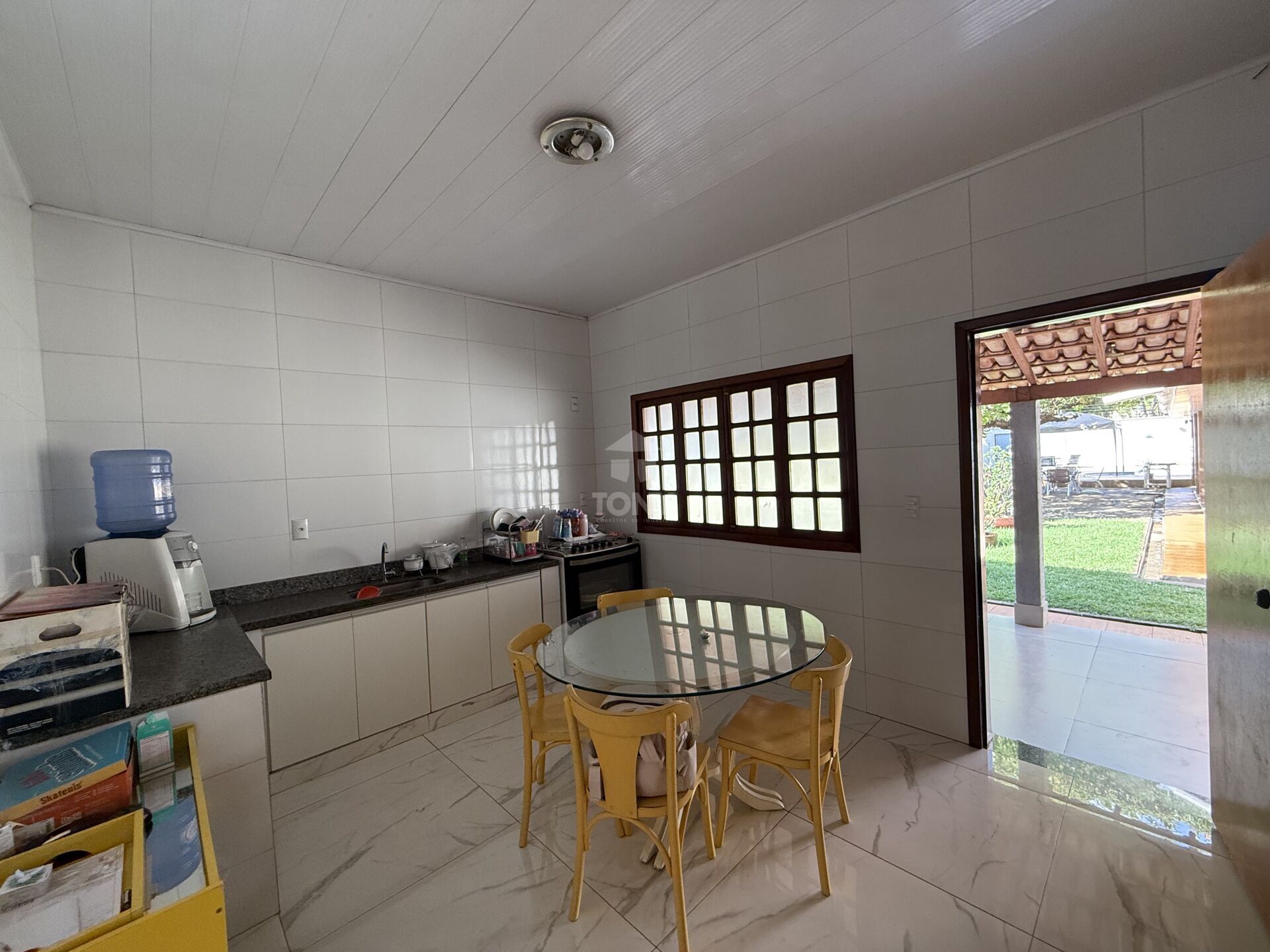 Casa à venda com 4 quartos, 254m² - Foto 16