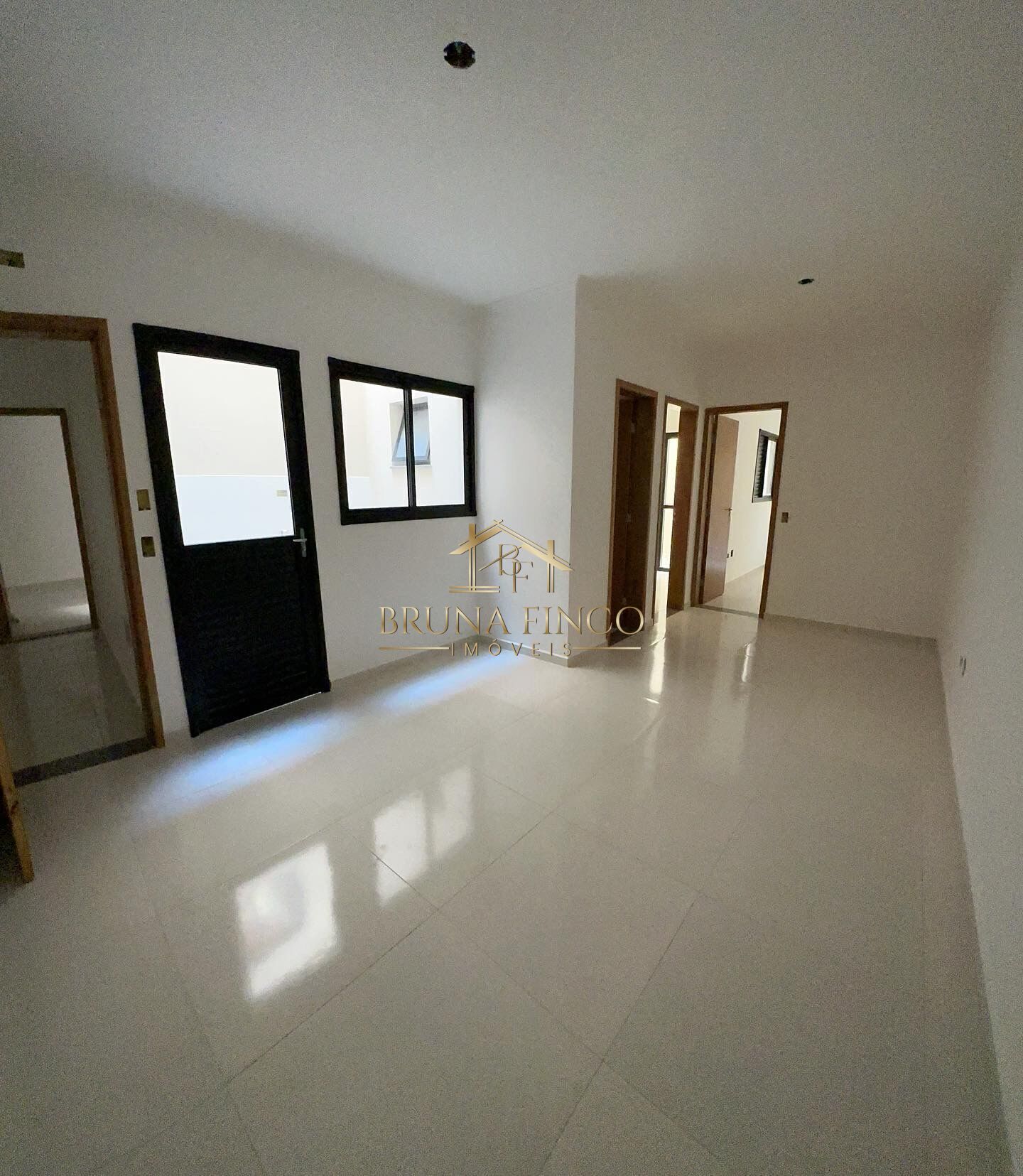 Apartamento à venda com 2 quartos, 40m² - Foto 1