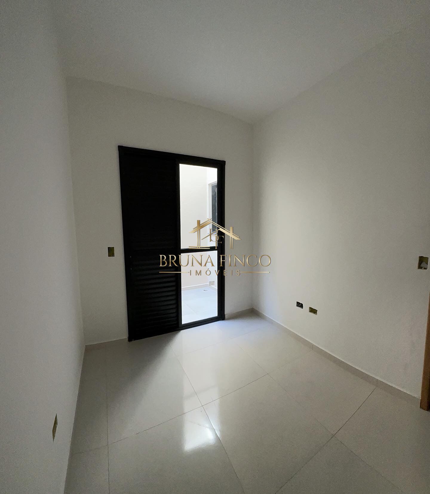 Apartamento à venda com 2 quartos, 40m² - Foto 5