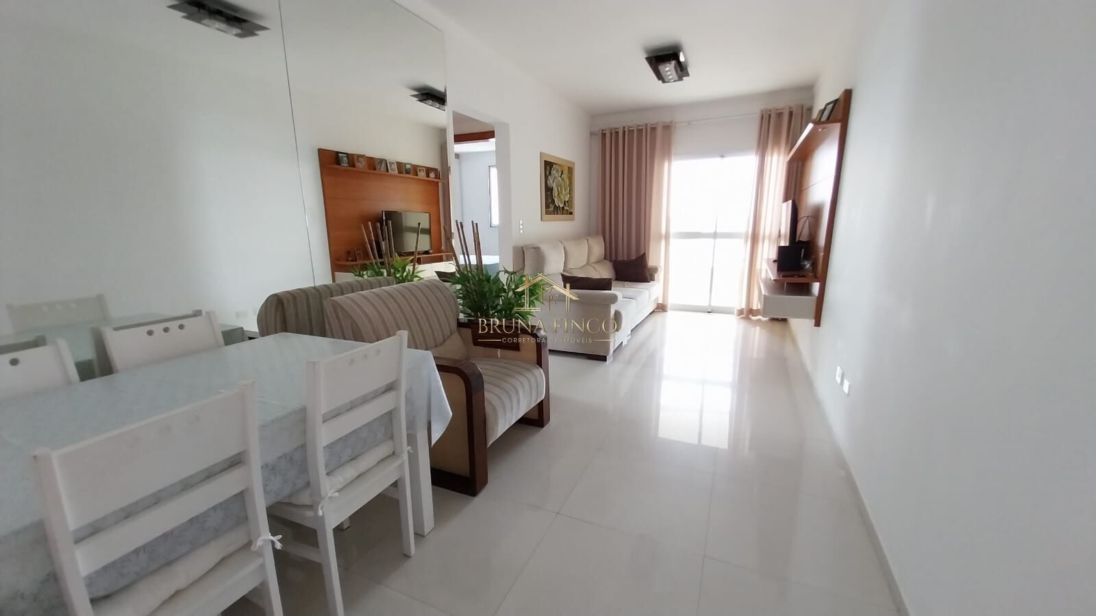 Apartamento, 2 quartos, 70 m² - Foto 2