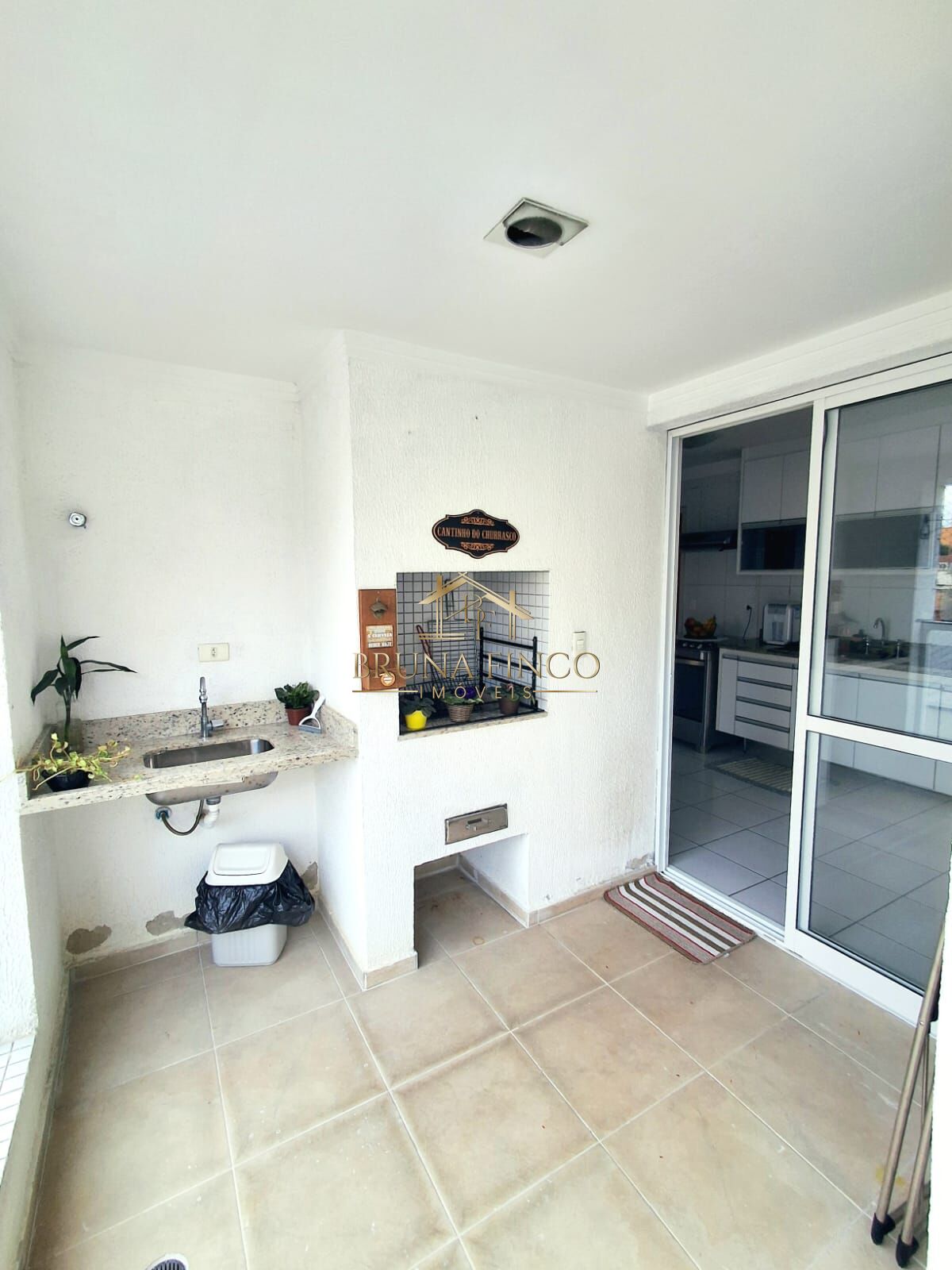 Apartamento à venda com 3 quartos, 108m² - Foto 9