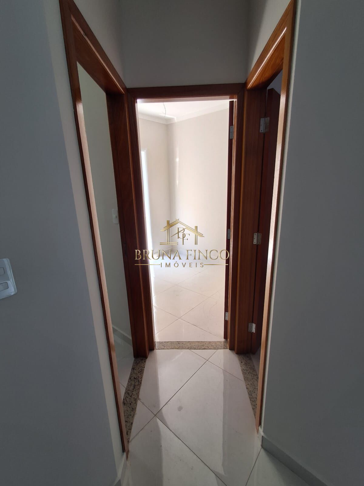 Apartamento à venda com 2 quartos, 42m² - Foto 9