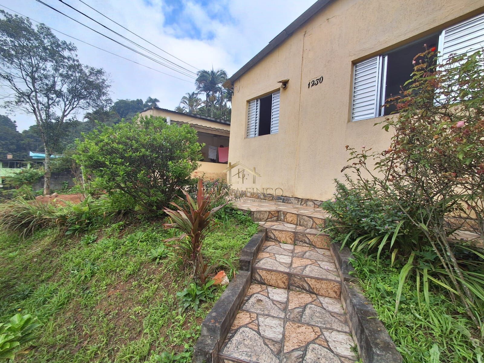 Casa, 2 quartos, 150 m² - Foto 1