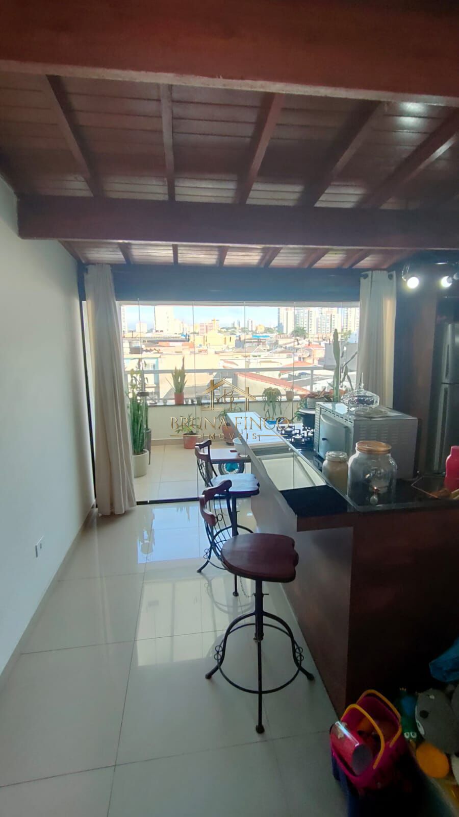 Cobertura à venda com 2 quartos, 108m² - Foto 1