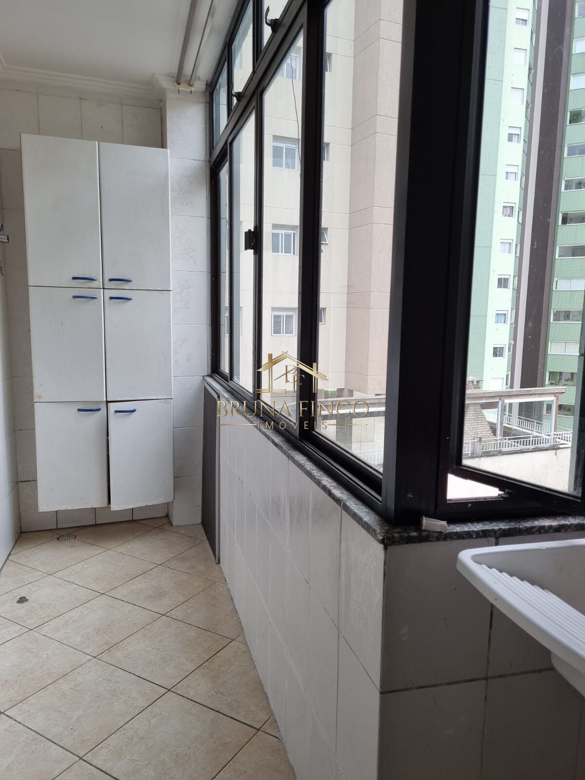 Apartamento à venda com 3 quartos, 102m² - Foto 17