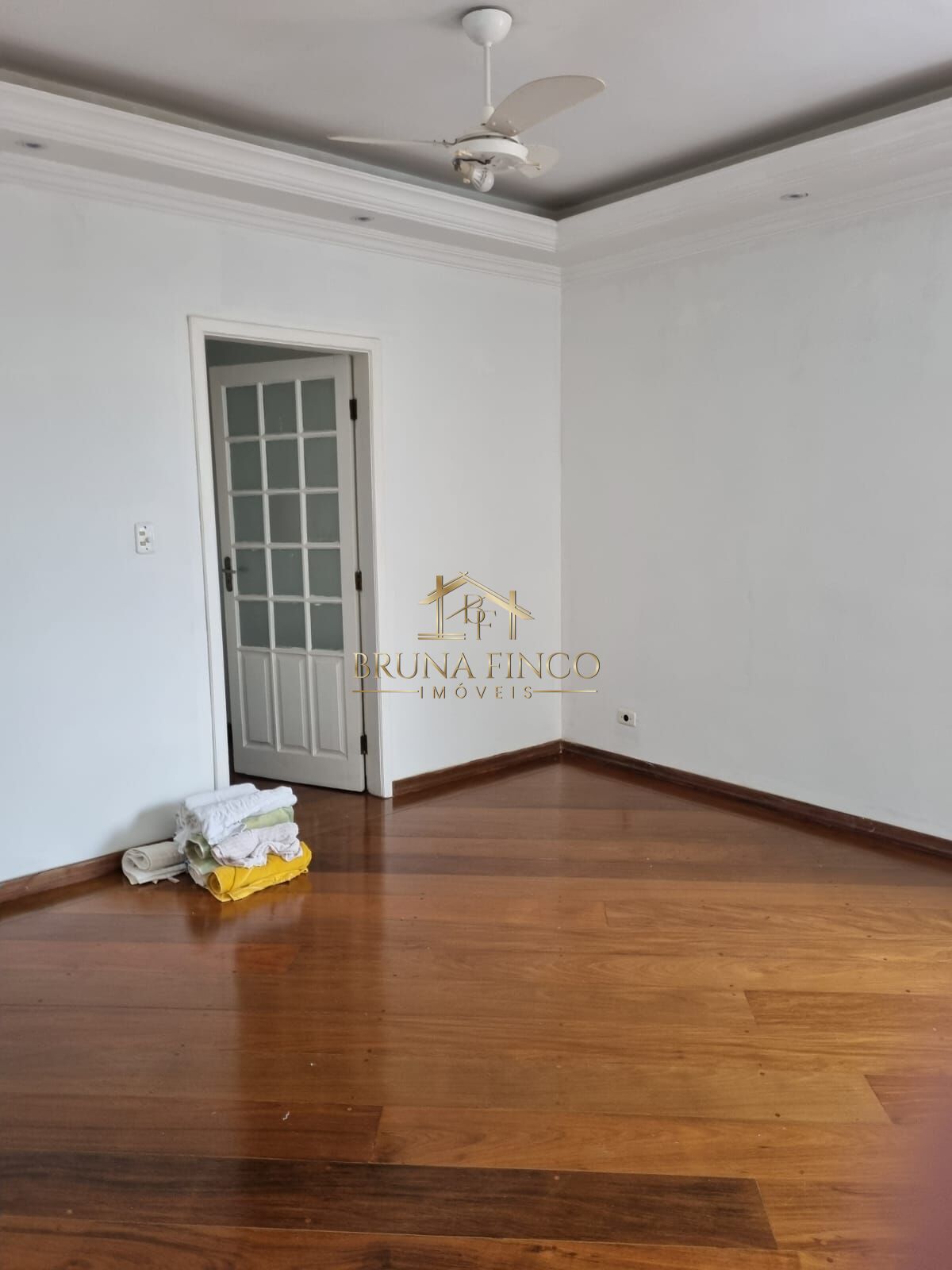 Apartamento à venda com 3 quartos, 102m² - Foto 3