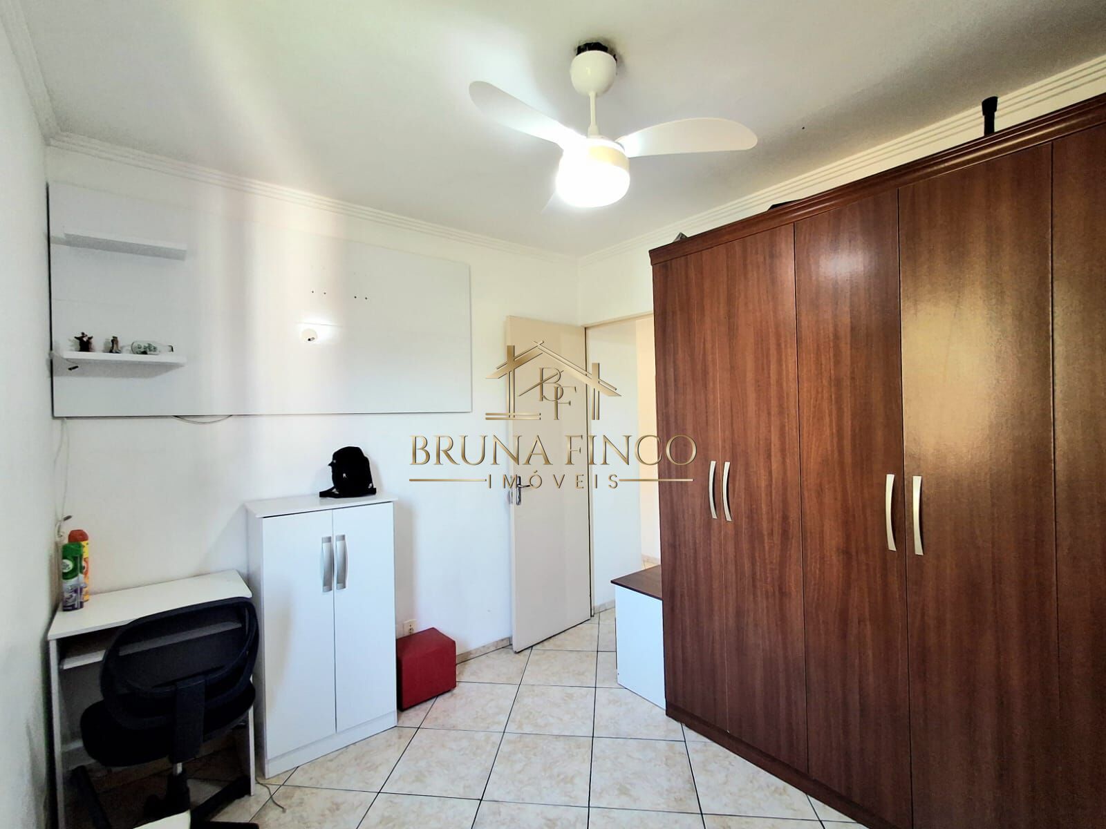 Apartamento à venda com 2 quartos, 54m² - Foto 11