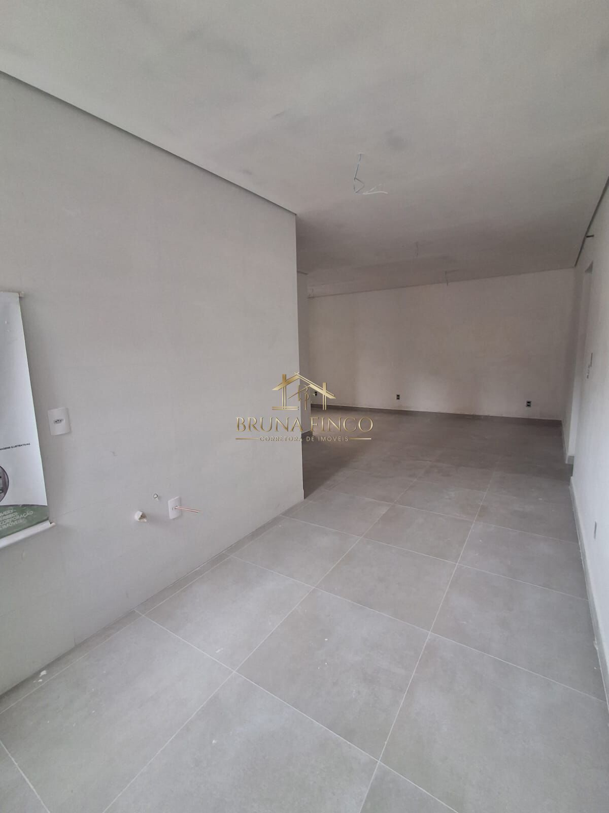 Apartamento à venda com 2 quartos, 61m² - Foto 8