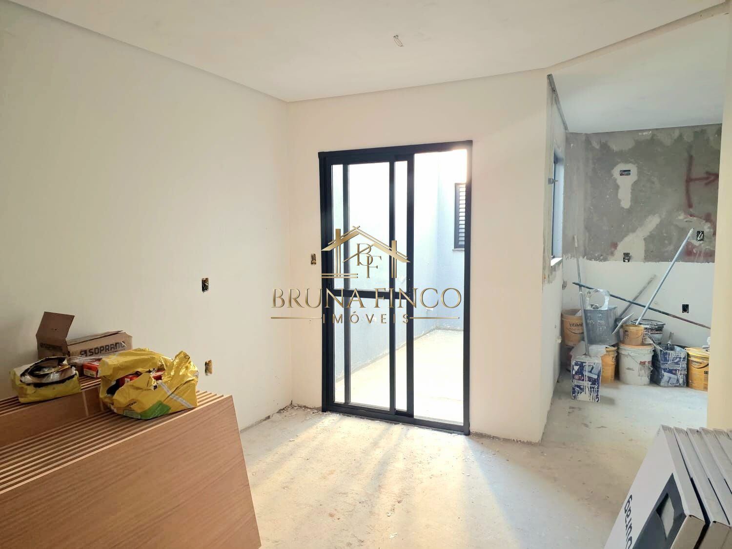 Apartamento à venda com 2 quartos, 57m² - Foto 1