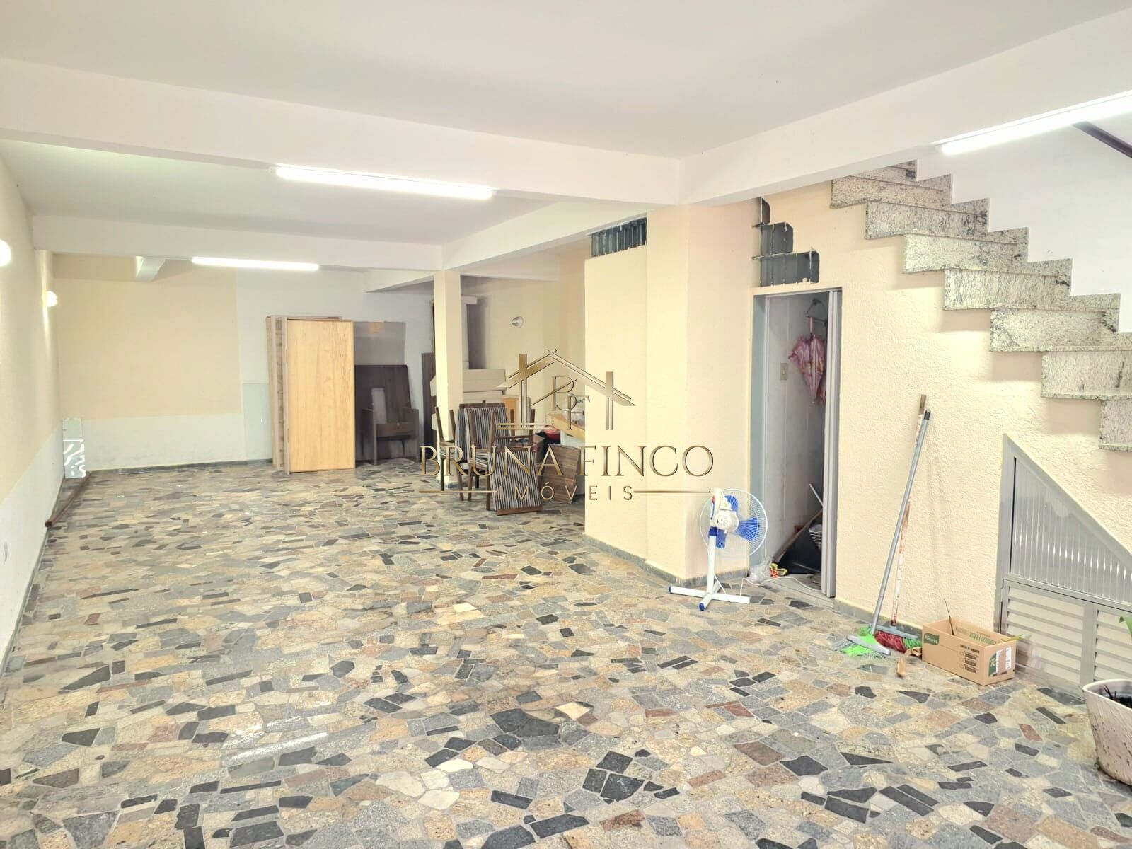 Sobrado à venda com 3 quartos, 257m² - Foto 29