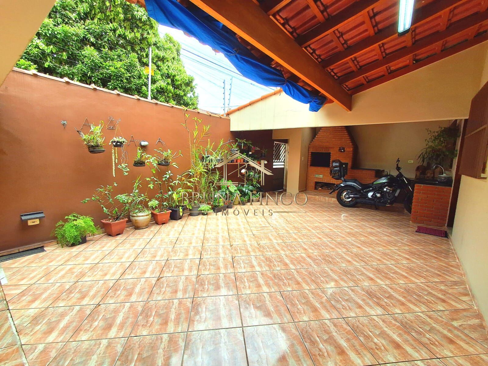 Sobrado à venda com 3 quartos, 201m² - Foto 1