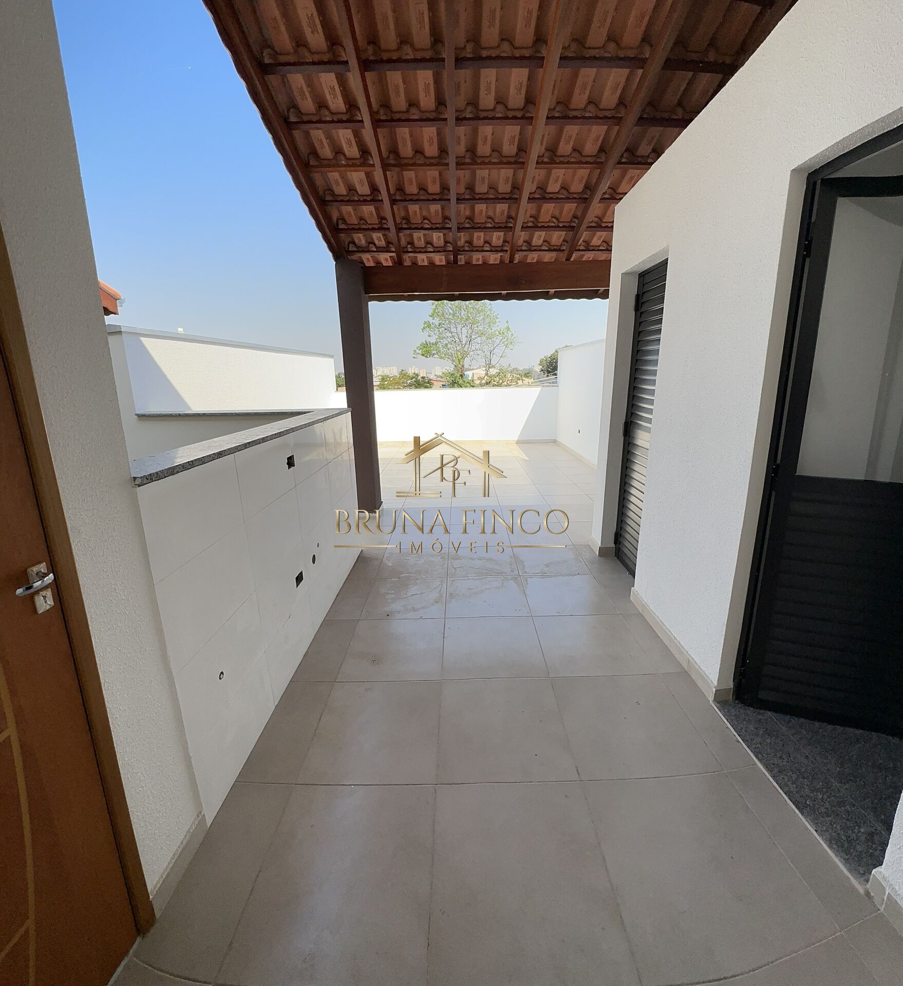 Cobertura à venda com 2 quartos, 80m² - Foto 4