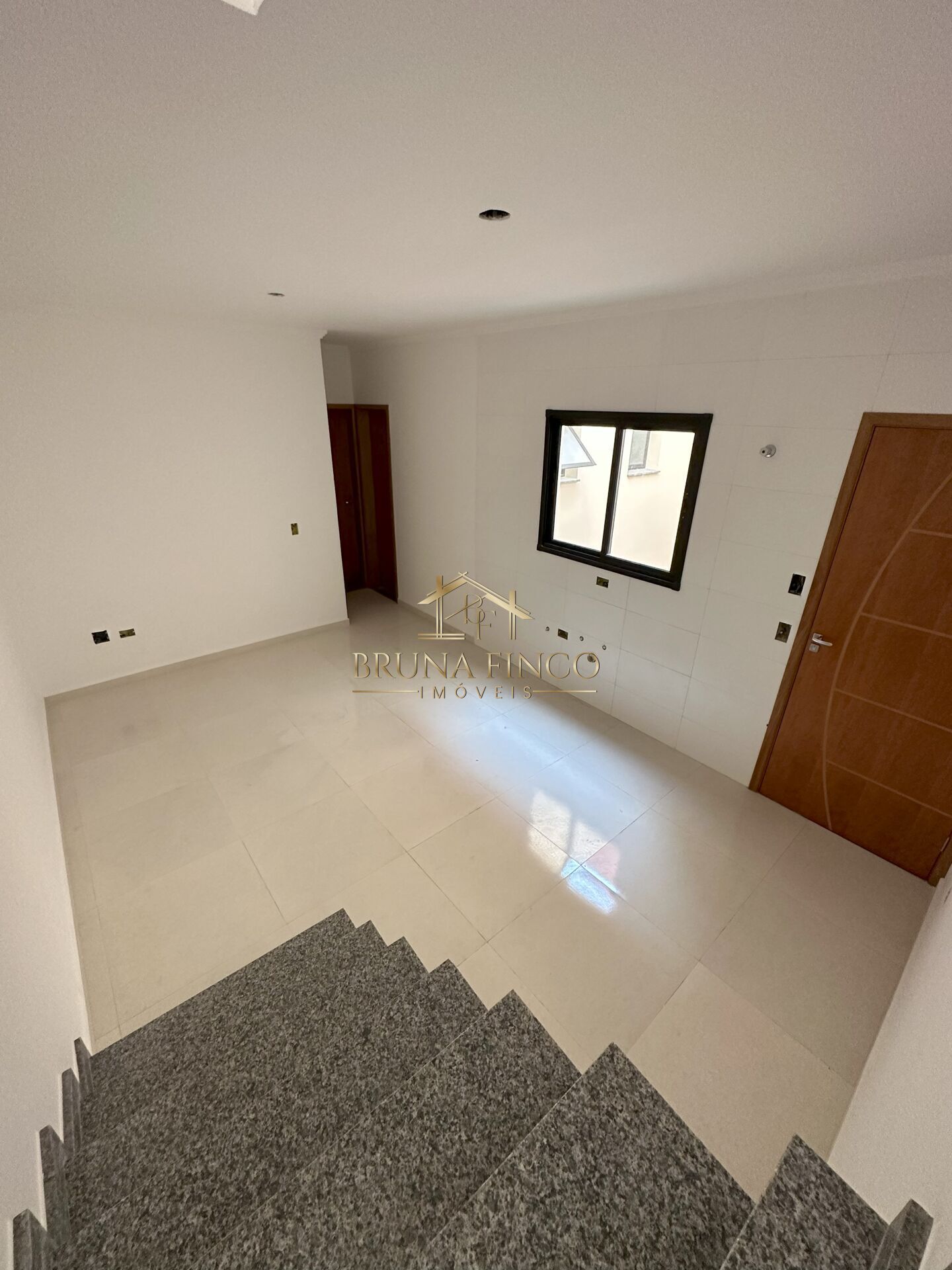 Cobertura à venda com 2 quartos, 80m² - Foto 1