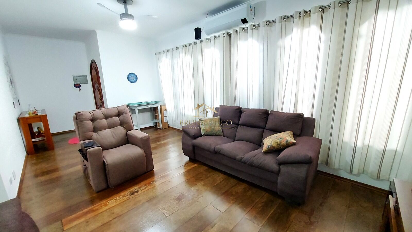 Casa, 3 quartos, 181 m² - Foto 2