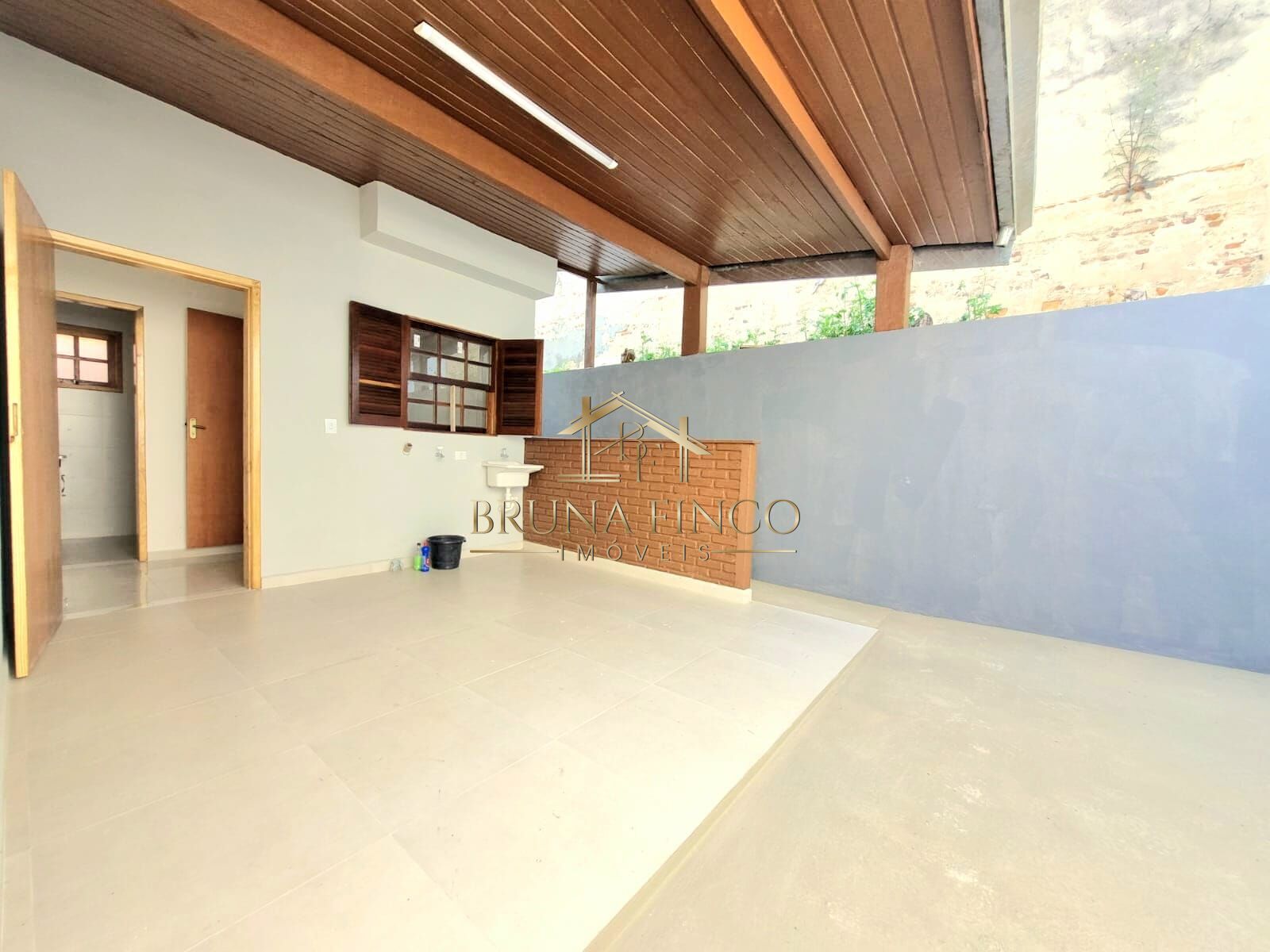 Casa à venda com 3 quartos, 62m² - Foto 18