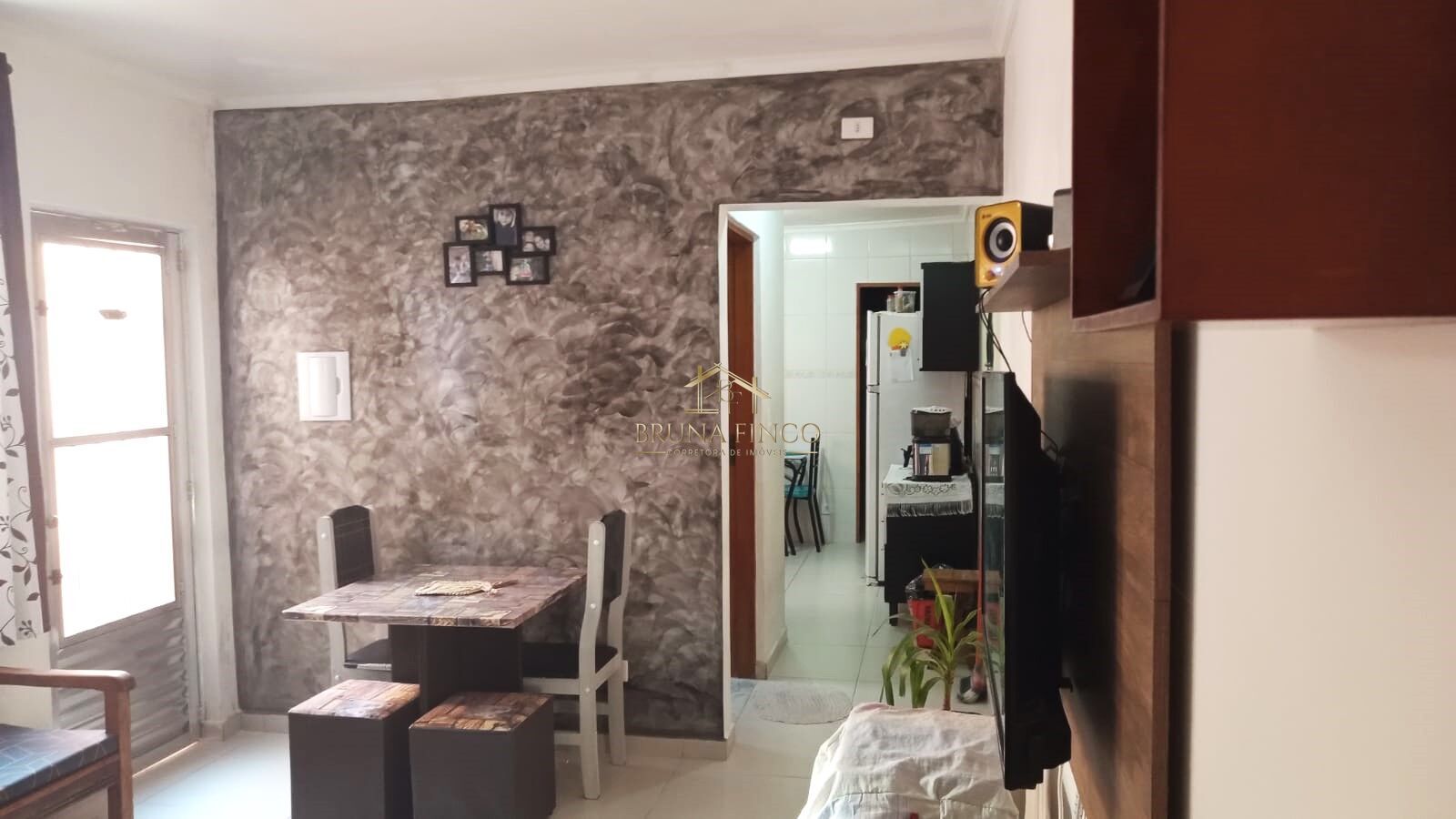 Casa, 2 quartos, 69 m² - Foto 1
