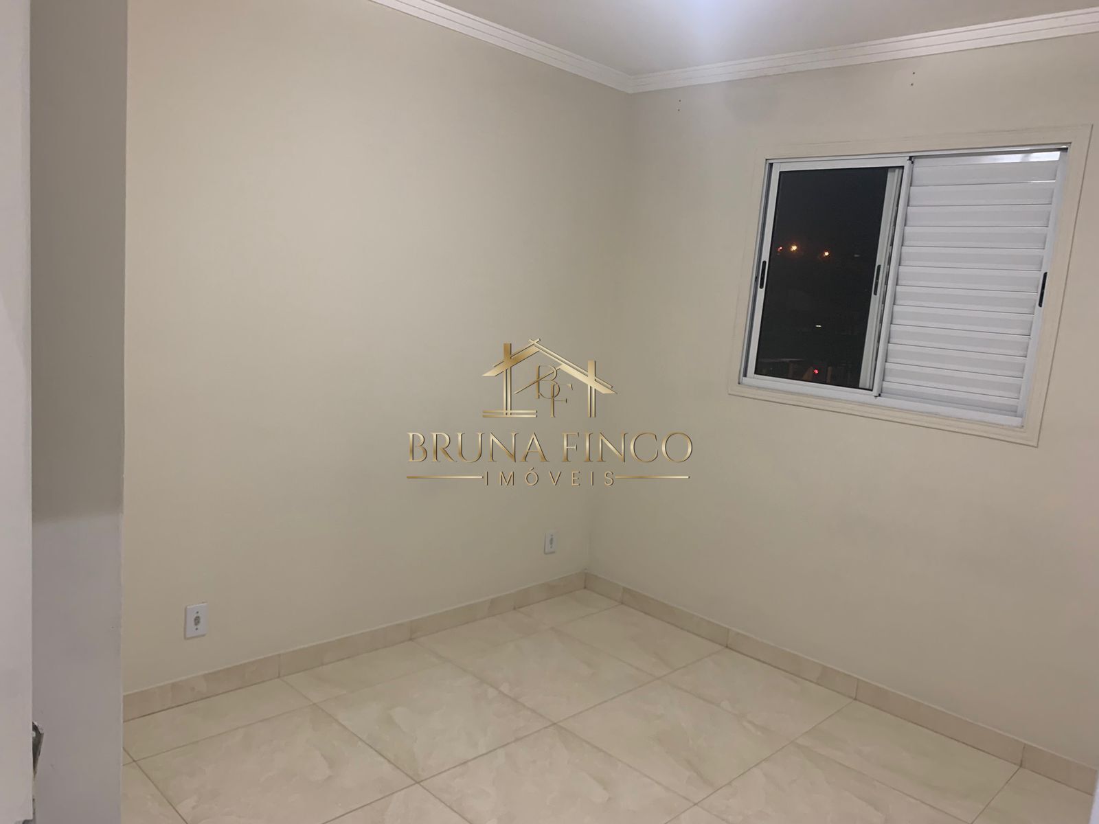 Apartamento à venda com 2 quartos, 44m² - Foto 8