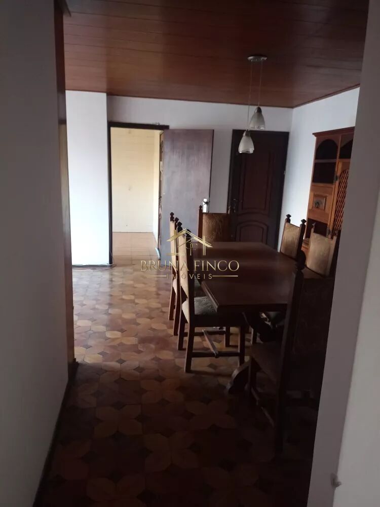 Apartamento à venda com 3 quartos, 148m² - Foto 2