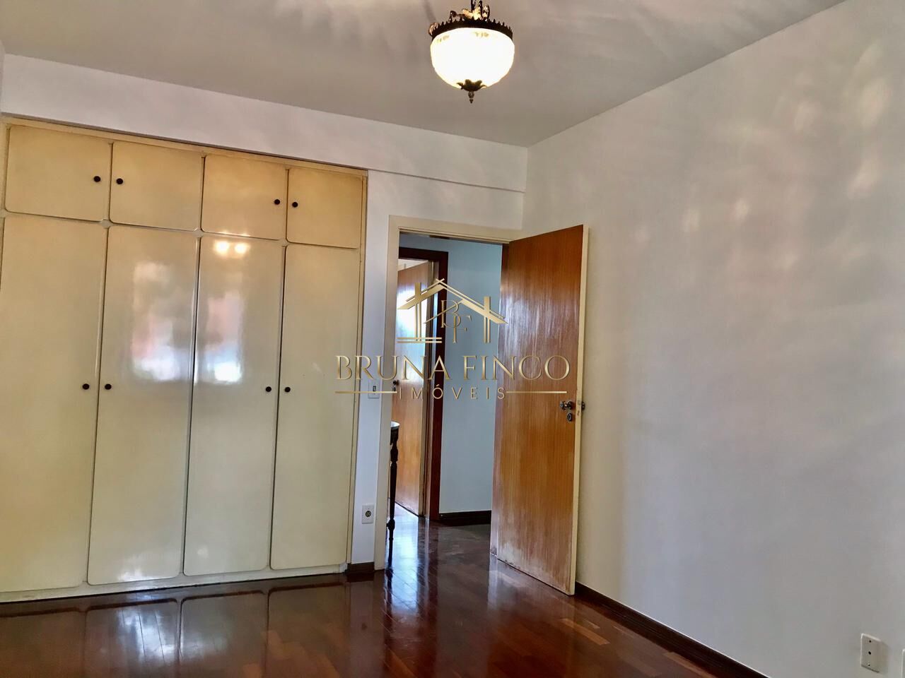 Apartamento à venda com 3 quartos, 160m² - Foto 17