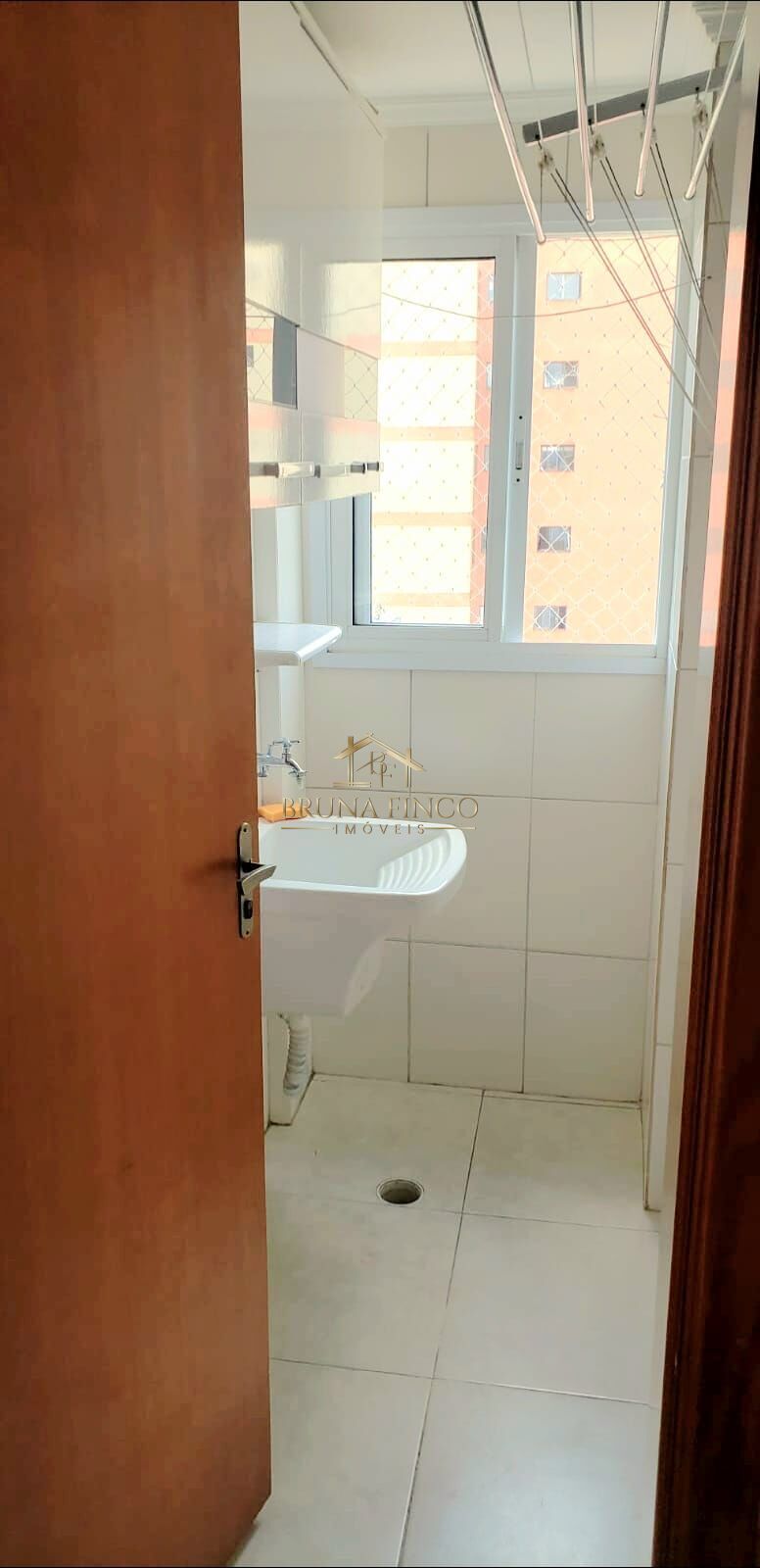 Apartamento à venda com 2 quartos, 64m² - Foto 19