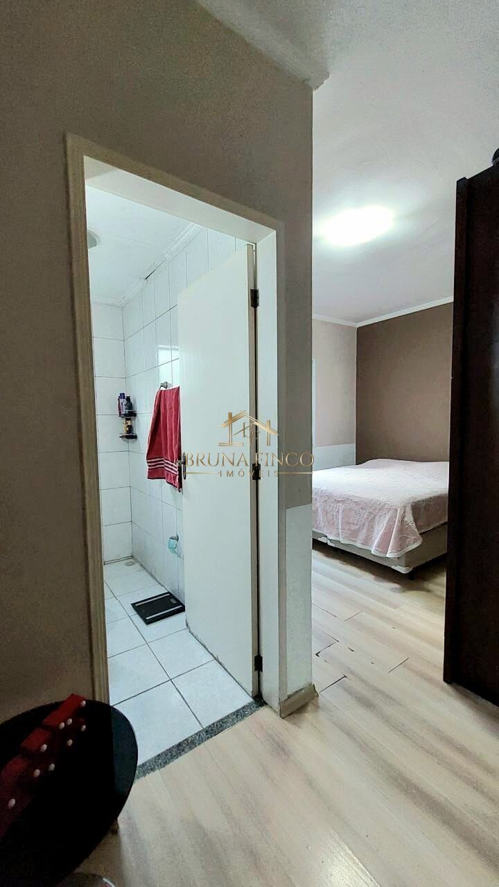 Apartamento à venda com 2 quartos, 78m² - Foto 4