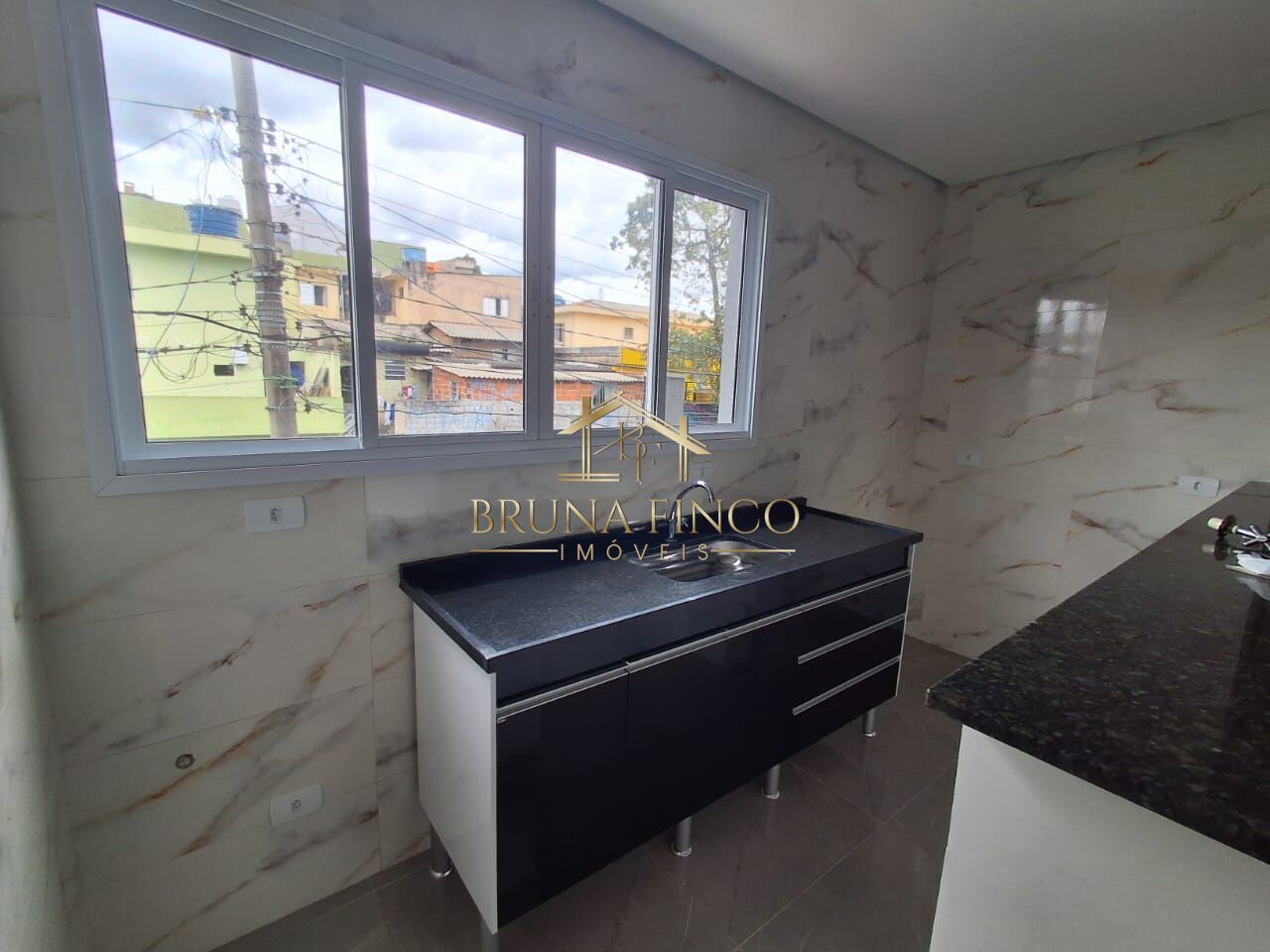 Sobrado à venda com 2 quartos, 114m² - Foto 2