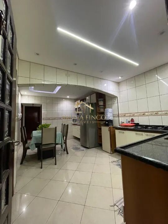 Sobrado à venda com 3 quartos, 157m² - Foto 10