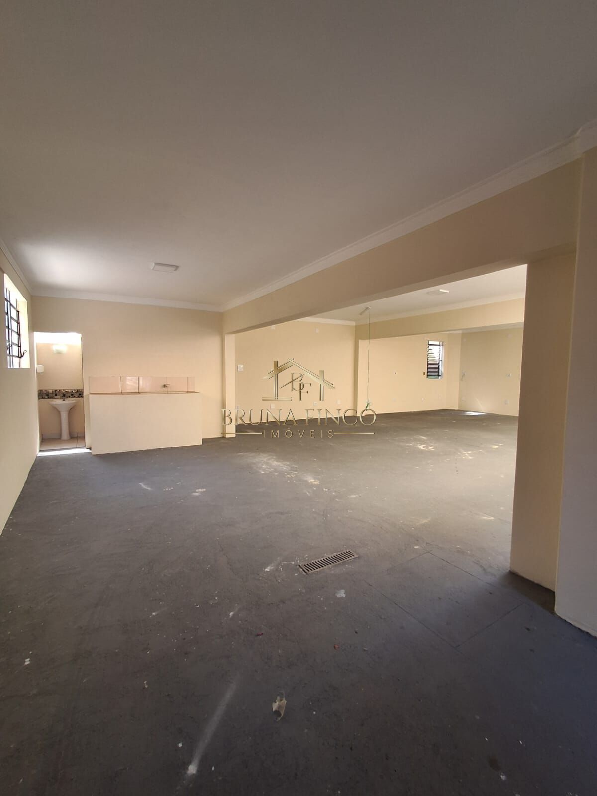 Loja-Salão para alugar com 1 quarto, 120m² - Foto 14