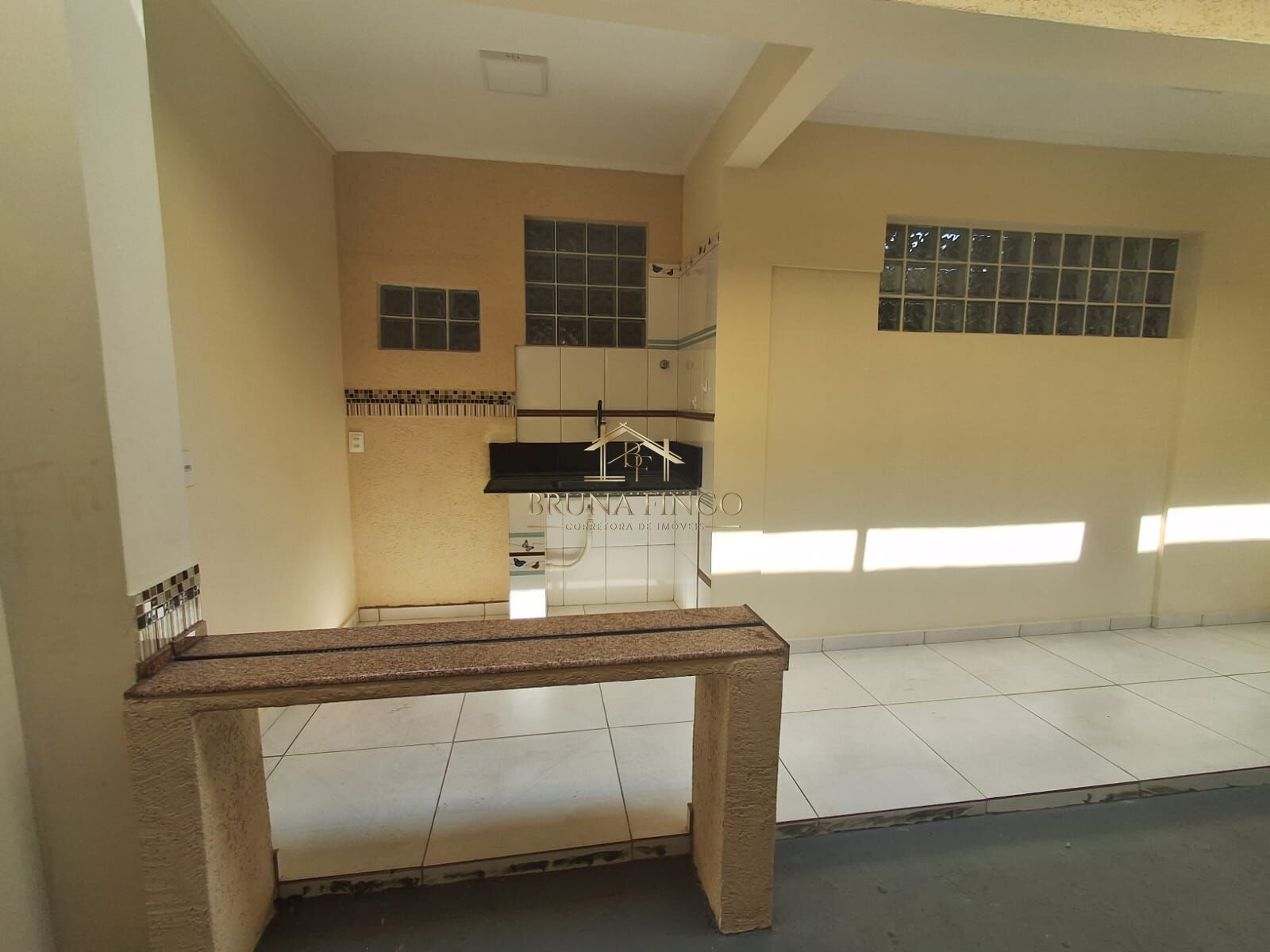 Loja-Salão para alugar com 1 quarto, 120m² - Foto 3