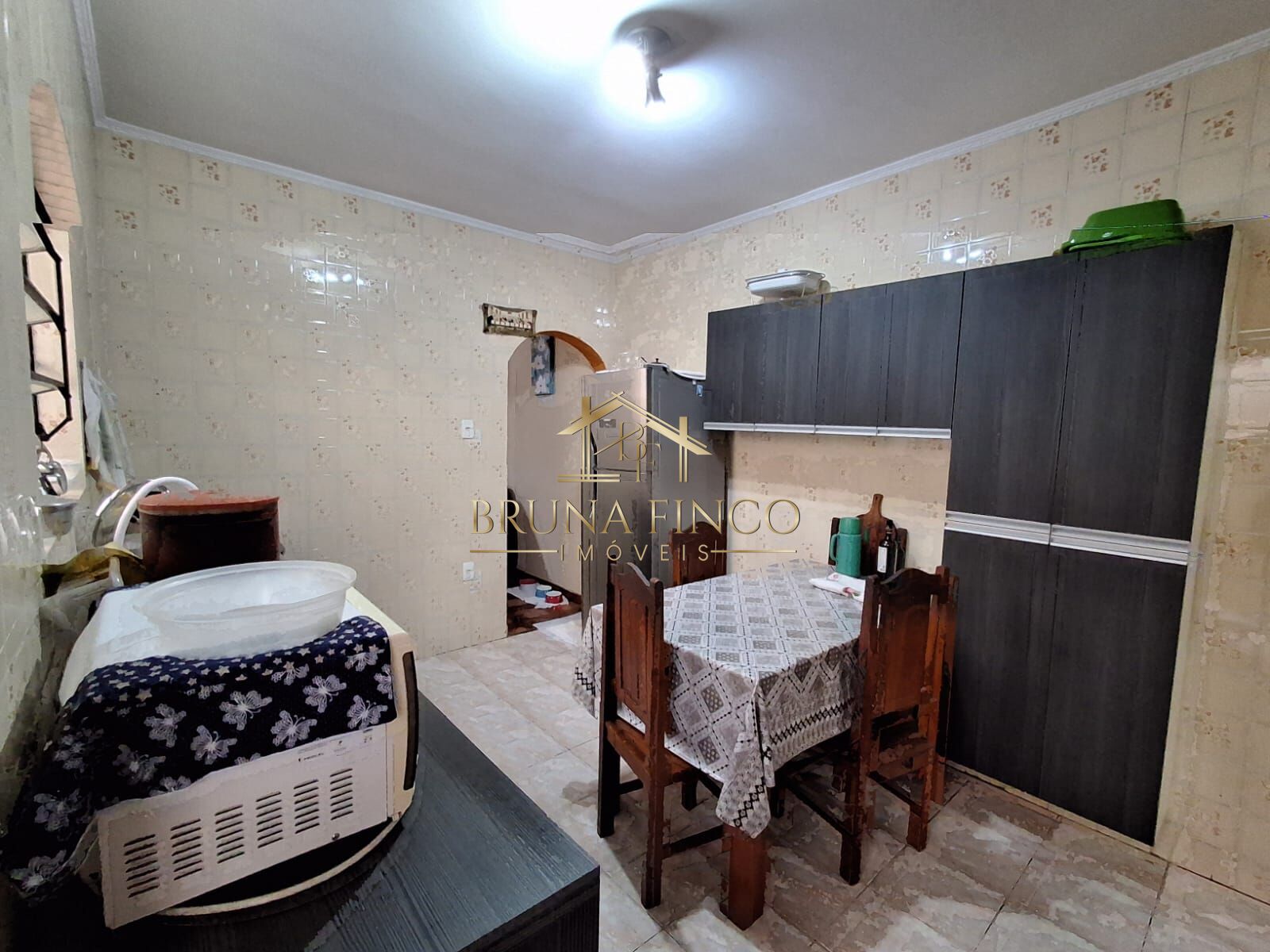 Casa à venda com 2 quartos, 91m² - Foto 2