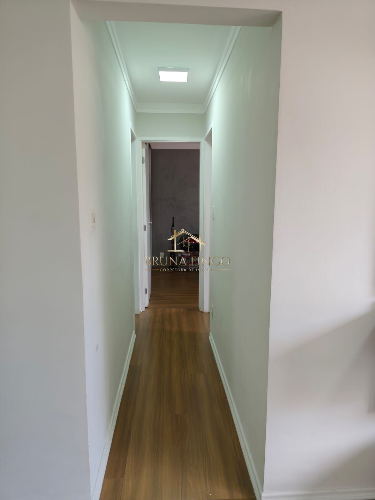 Apartamento à venda com 2 quartos, 63m² - Foto 19