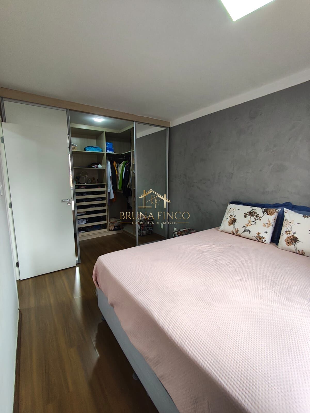 Apartamento à venda com 2 quartos, 63m² - Foto 11
