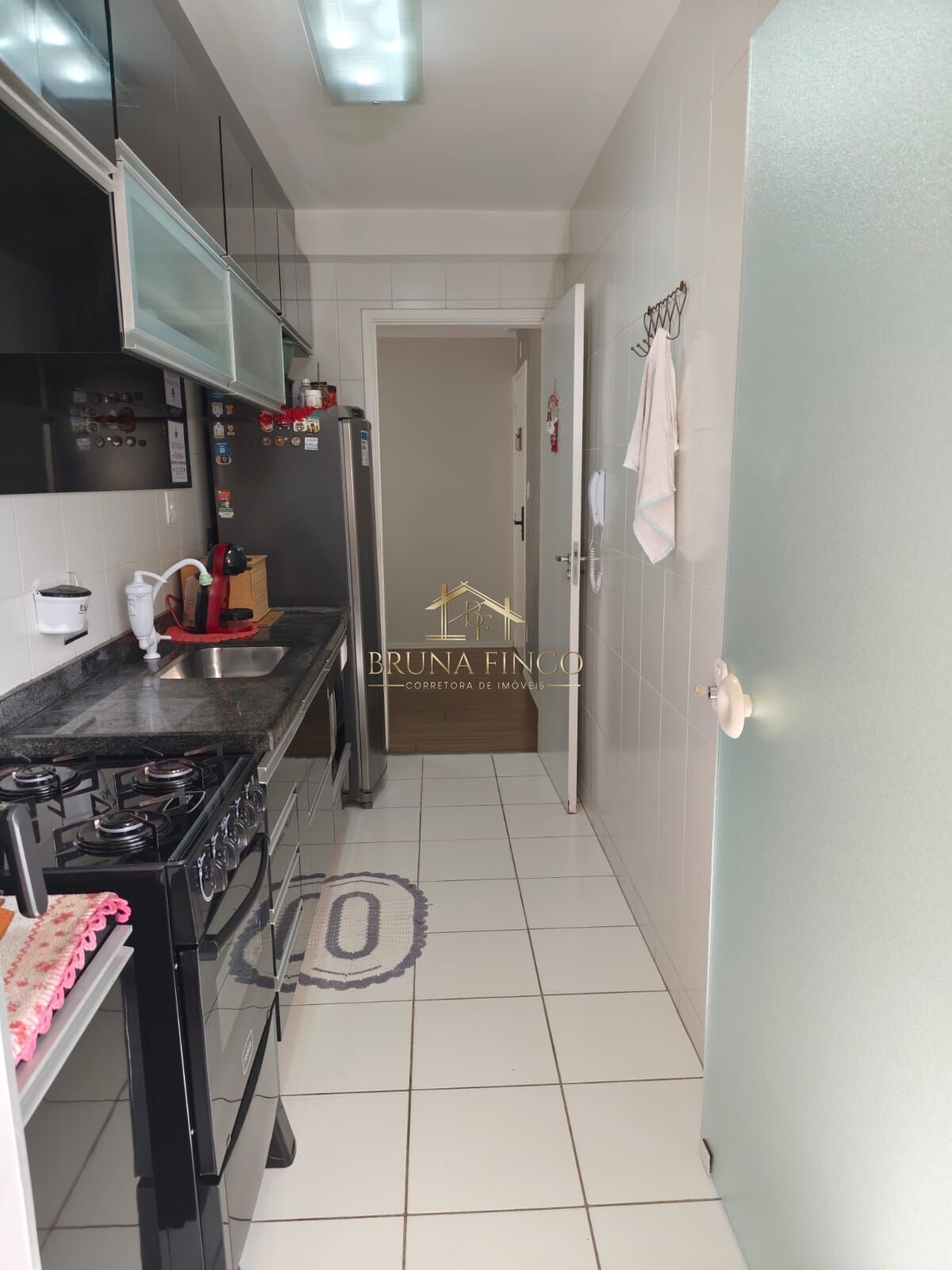 Apartamento à venda com 2 quartos, 63m² - Foto 7