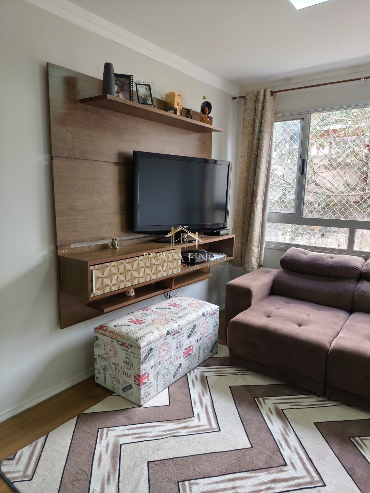Apartamento à venda com 2 quartos, 63m² - Foto 2