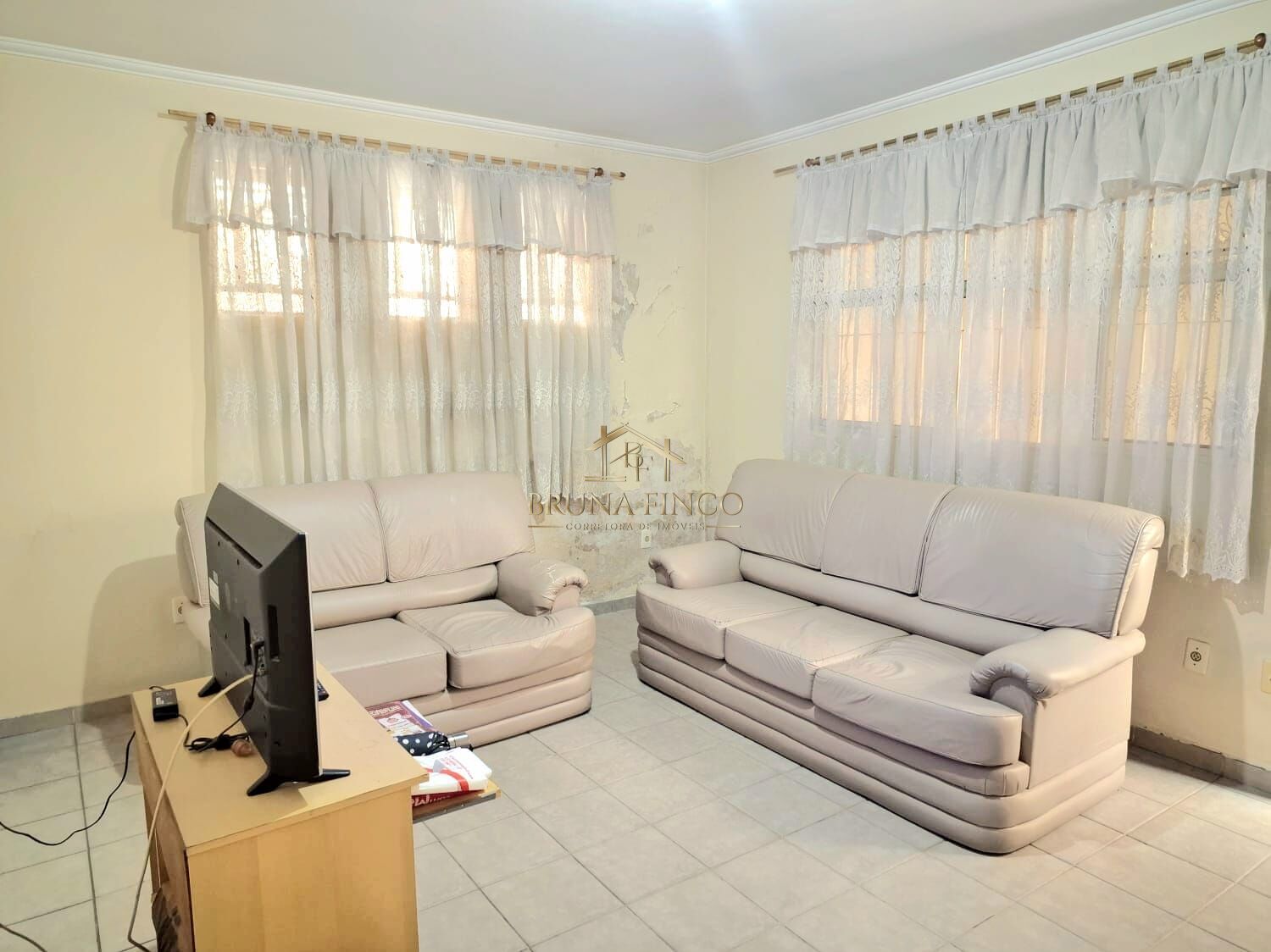 Casa, 2 quartos, 96 m² - Foto 1