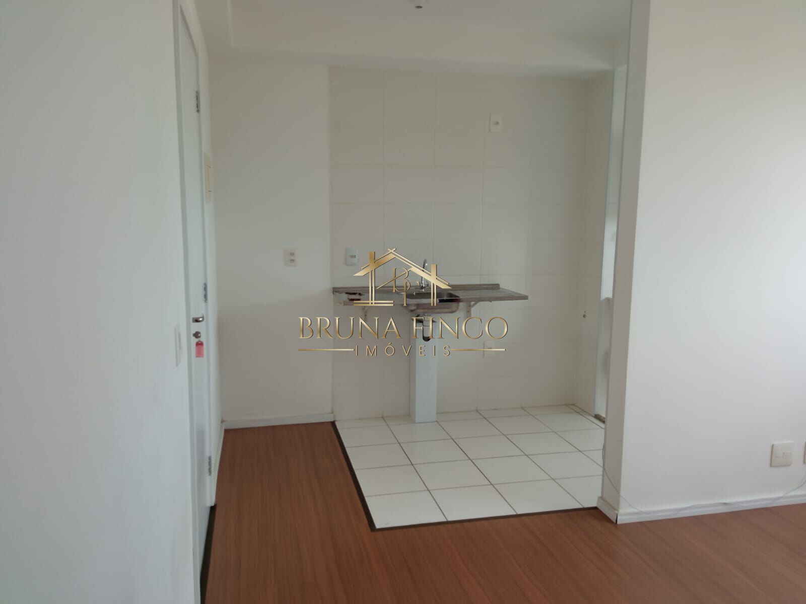 Apartamento à venda com 2 quartos, 42m² - Foto 1