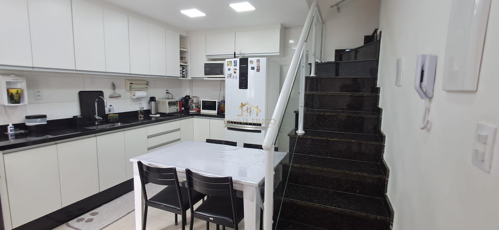 Cobertura à venda com 2 quartos, 110m² - Foto 14