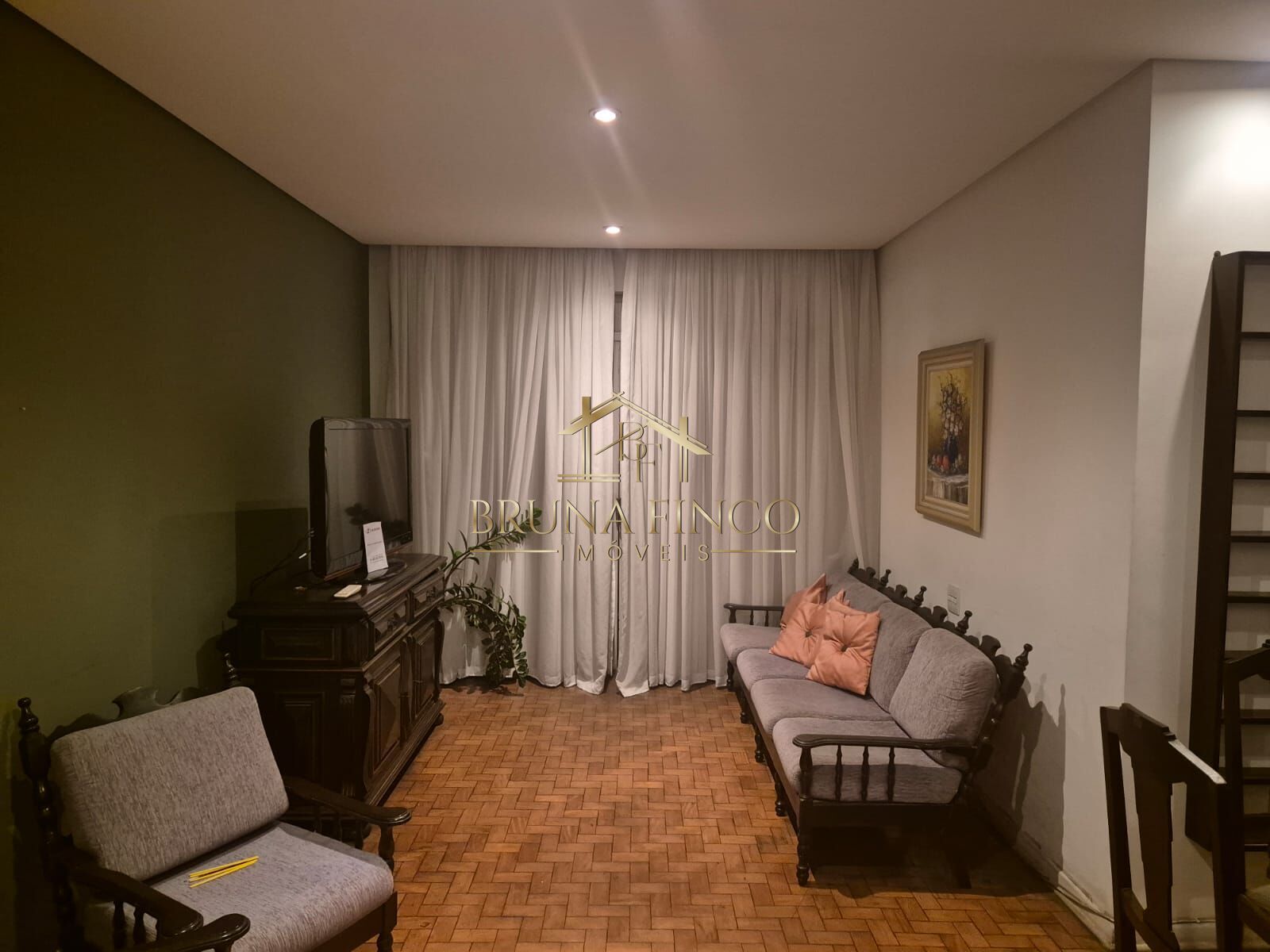 Apartamento à venda com 3 quartos, 108m² - Foto 2