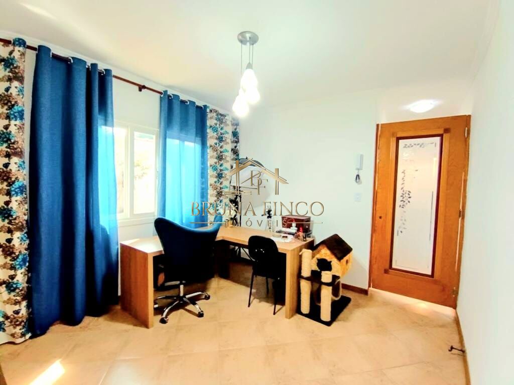 Casa à venda com 4 quartos, 240m² - Foto 15