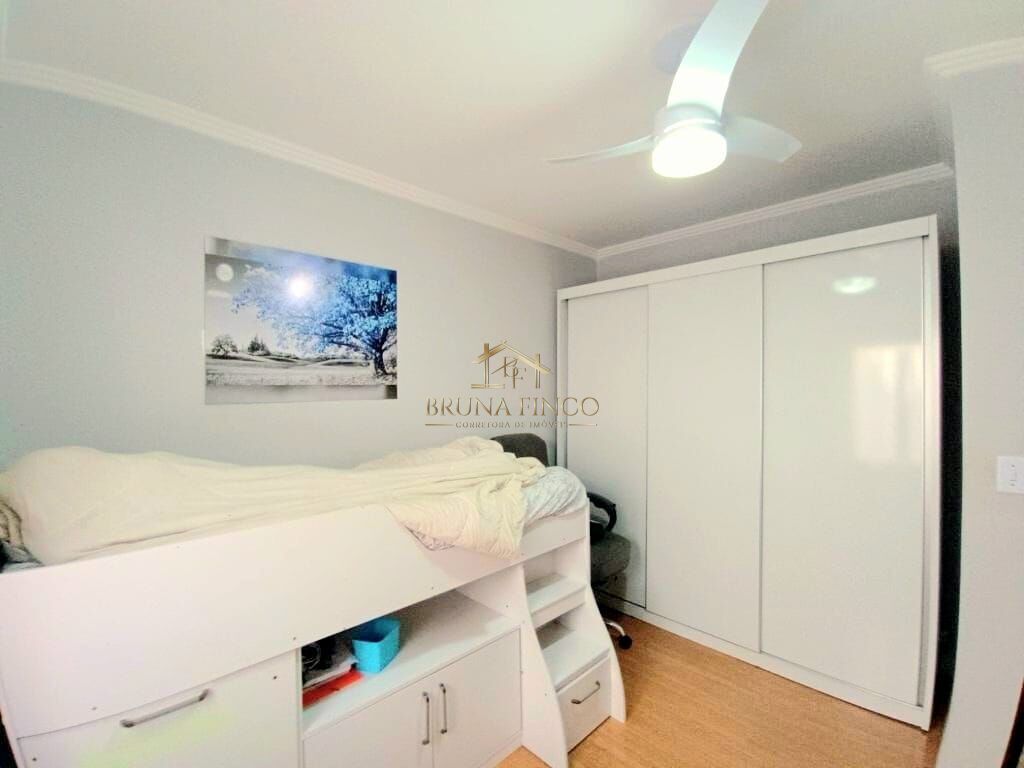 Casa à venda com 4 quartos, 240m² - Foto 11