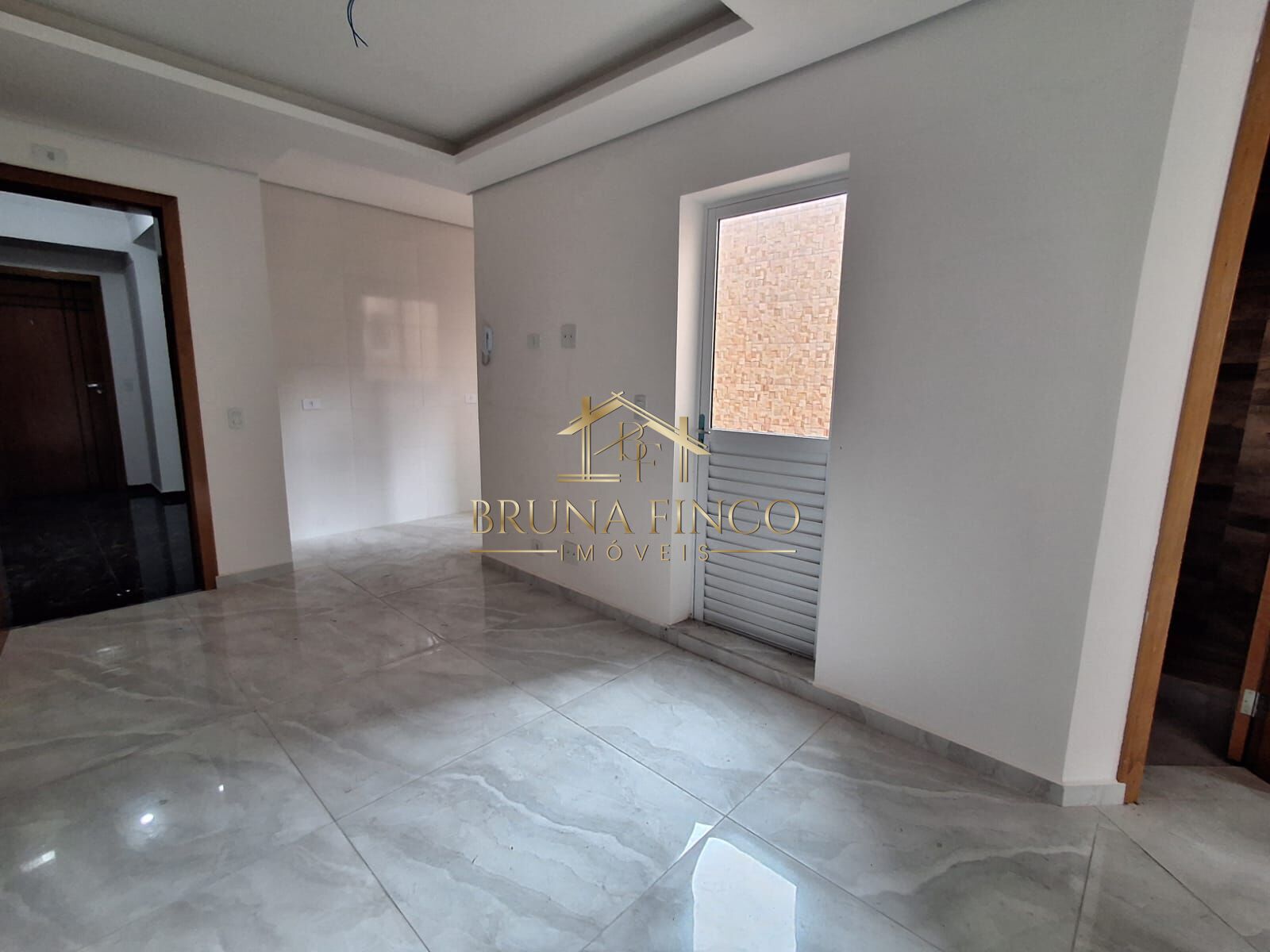 Apartamento à venda com 2 quartos, 42m² - Foto 1