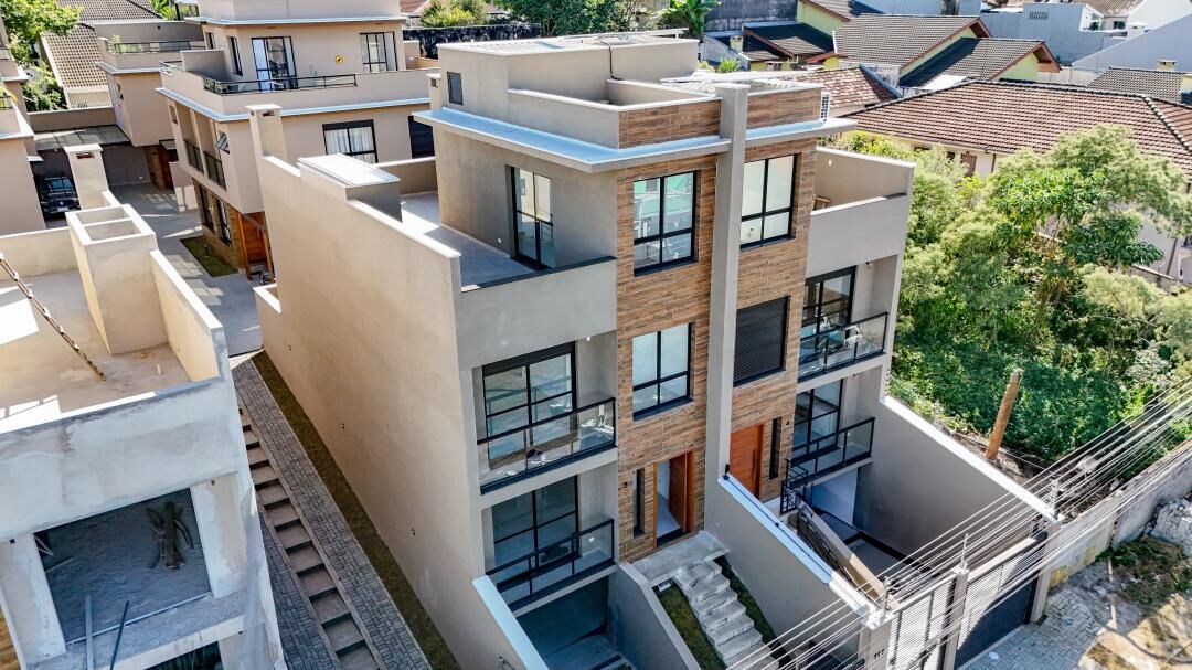 Sobrado, 3 quartos, 225 m² - Foto 2