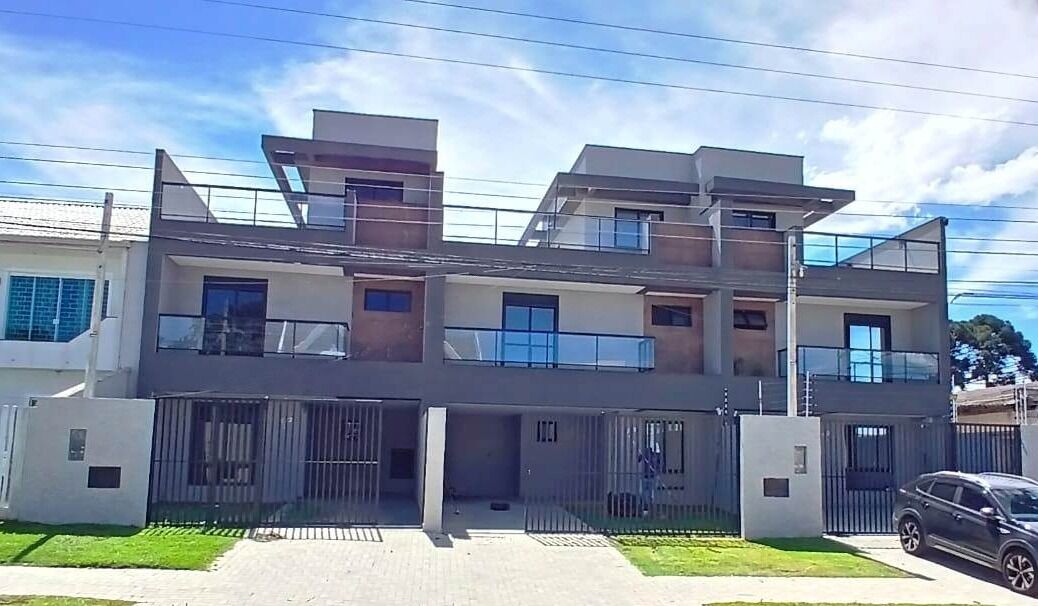 Casa, 3 quartos, 203 m² - Foto 1