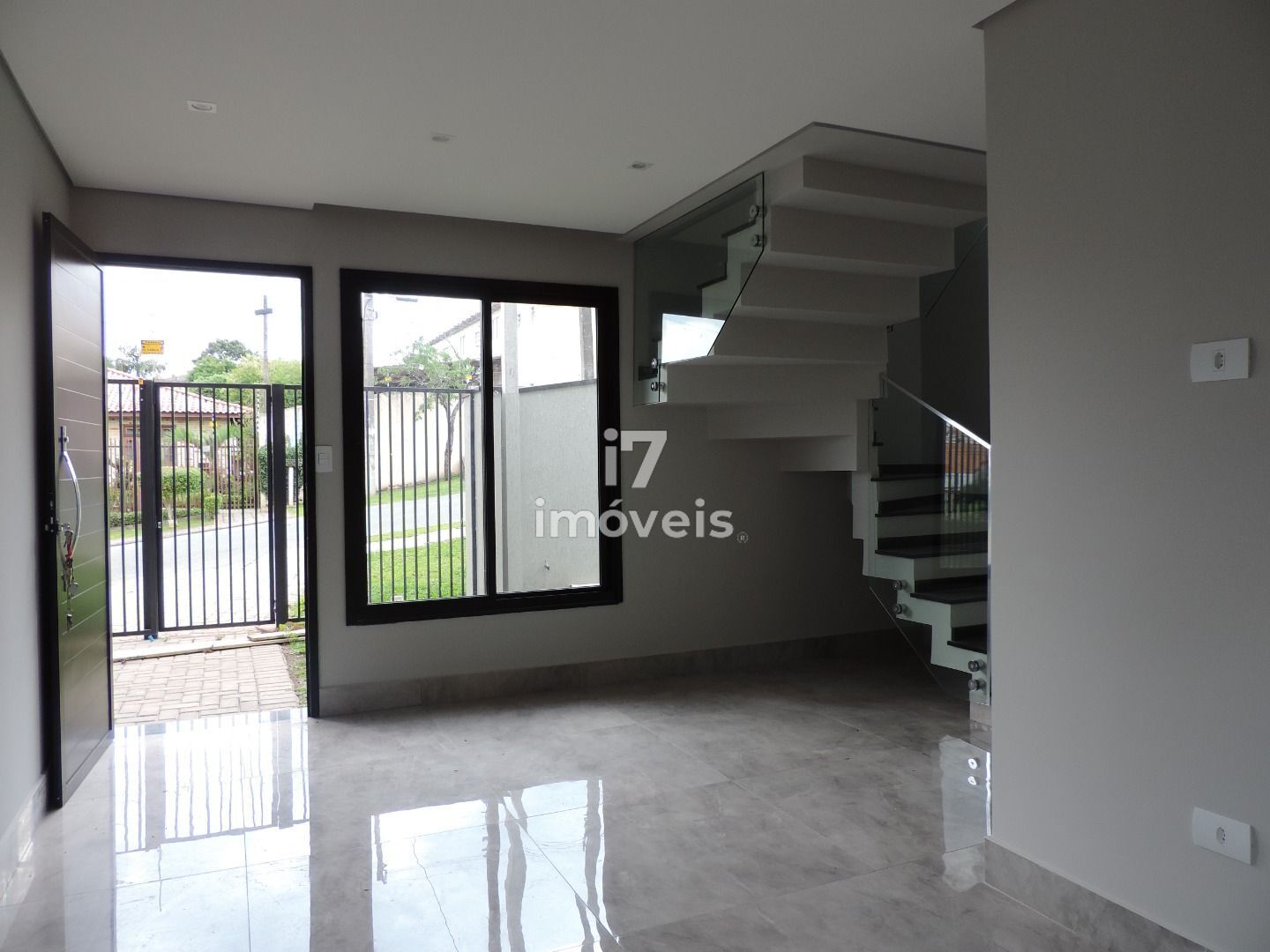 Sobrado à venda com 3 quartos, 106m² - Foto 3