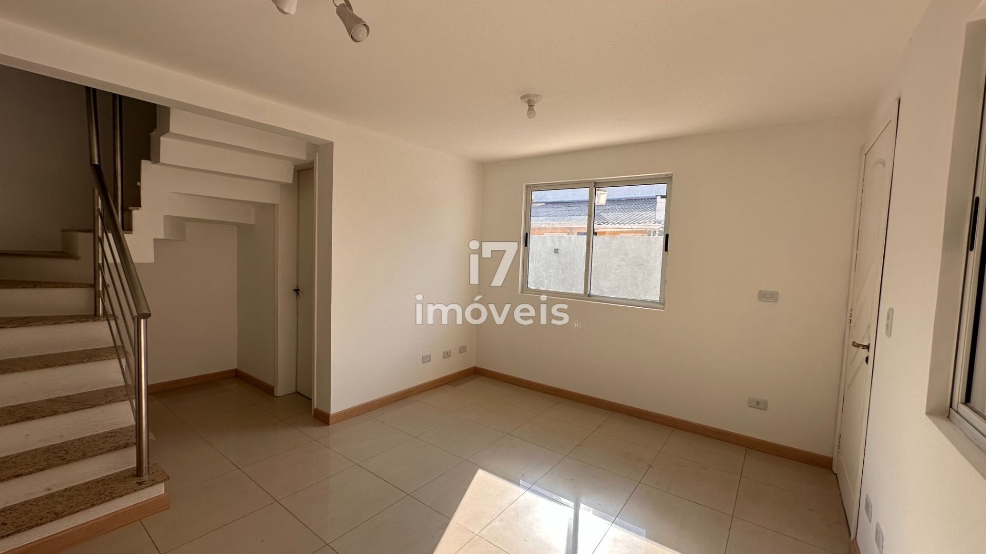 Casa à venda com 2 quartos, 80m² - Foto 6