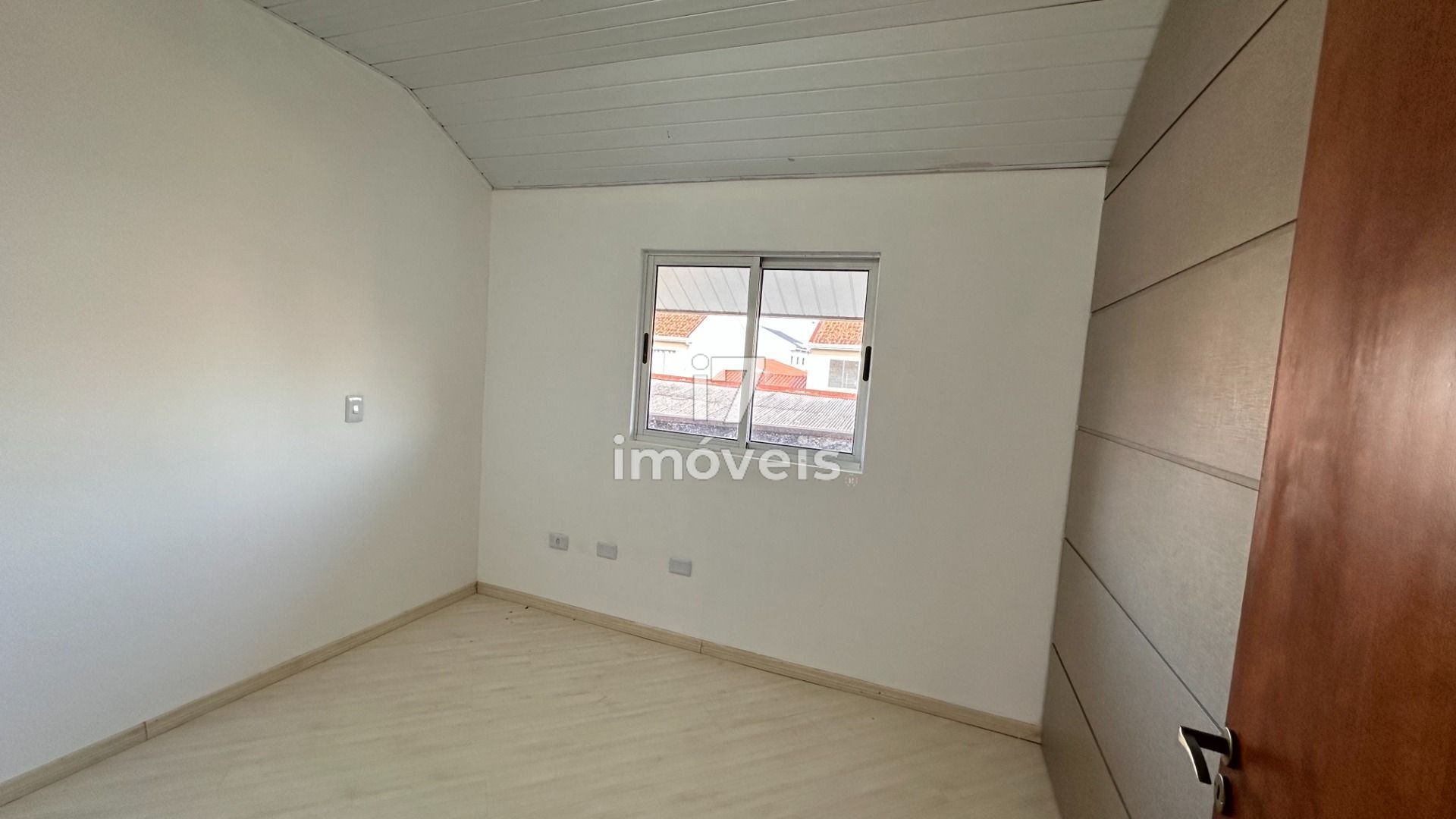 Casa à venda com 2 quartos, 80m² - Foto 10