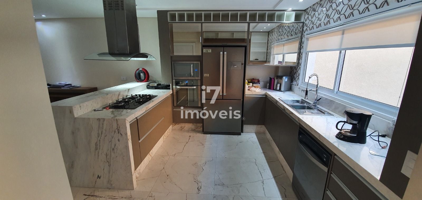 Sobrado à venda com 4 quartos, 279m² - Foto 10